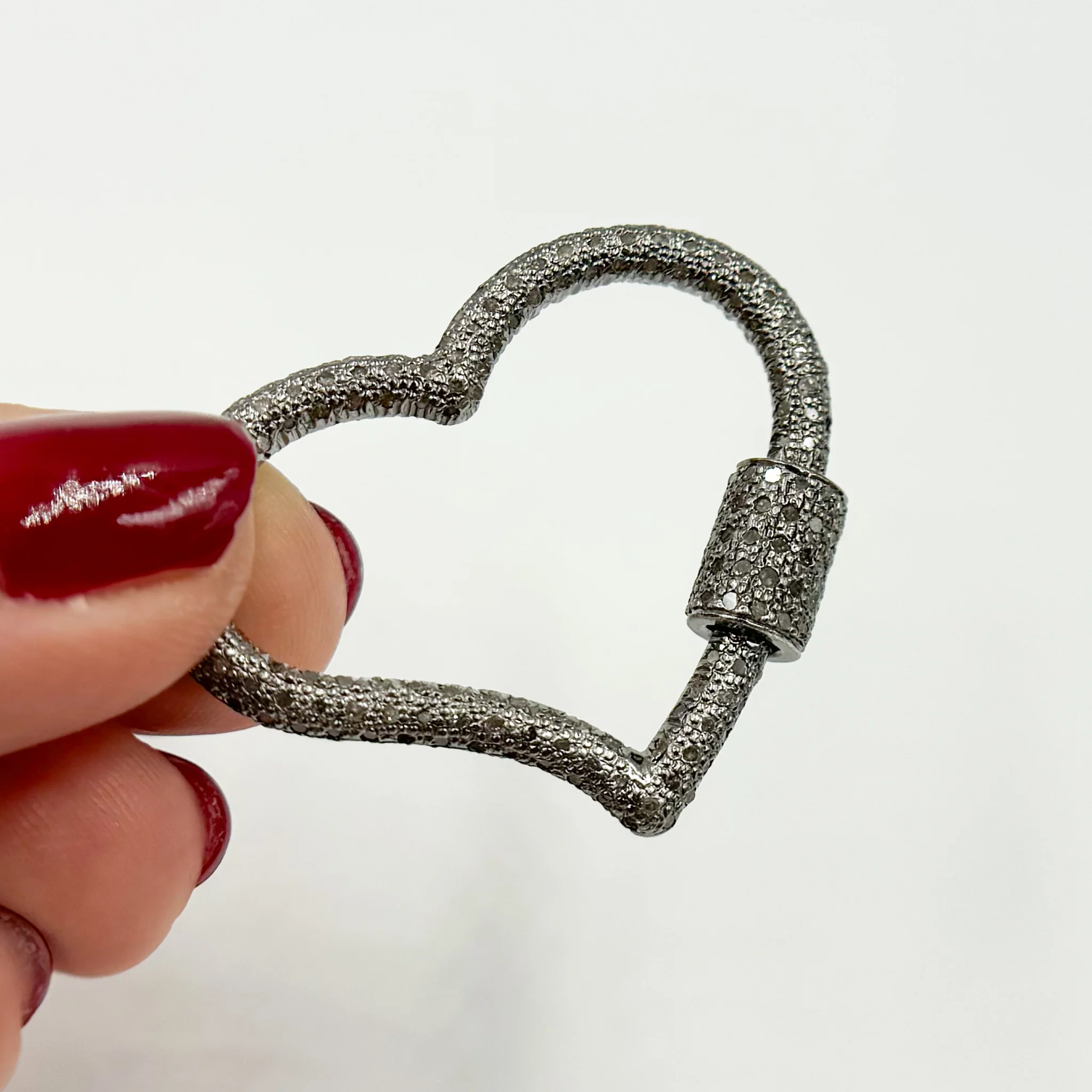 DC715. Diamond Sterling Silver Heart Carabiner Clasp - Image 3