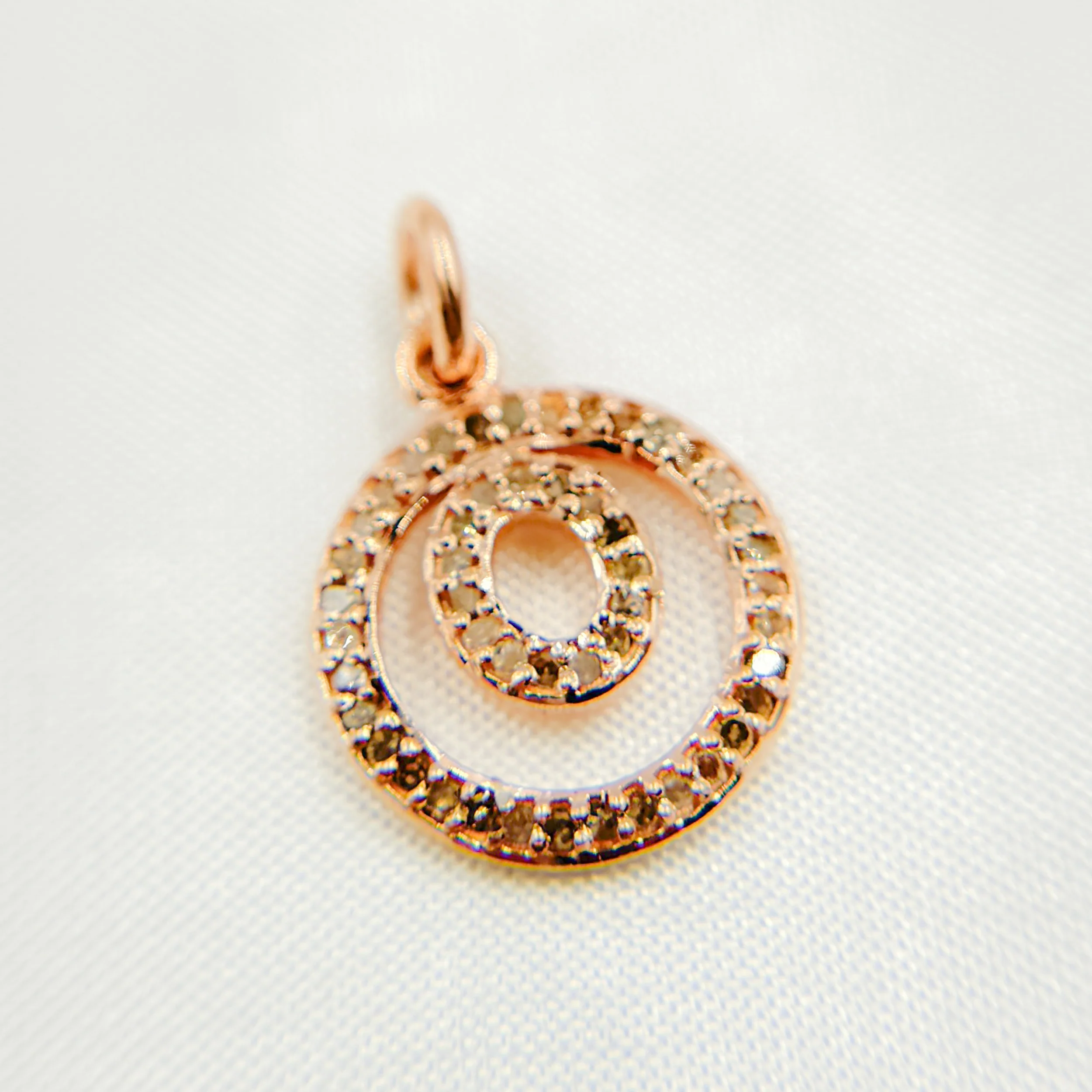 DC928. Diamond Sterling Silver Round Charm - Image 3