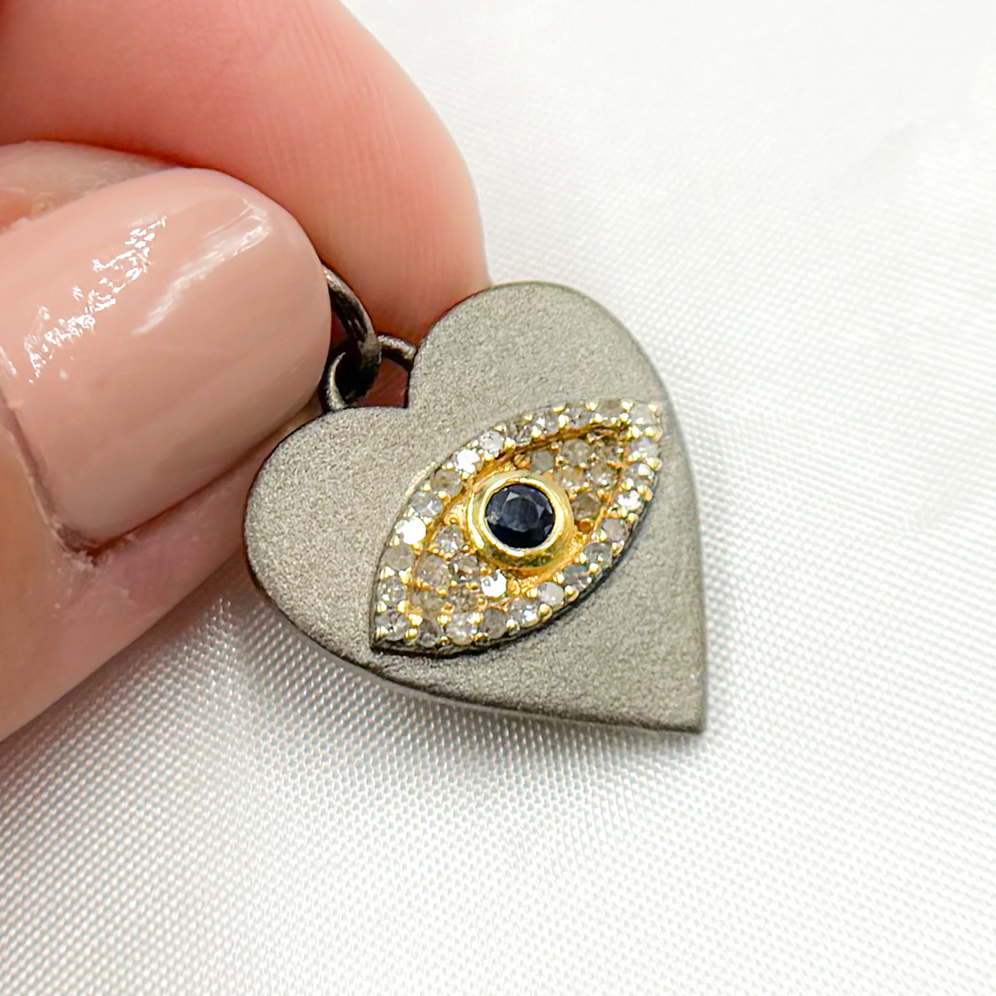 DC981. Diamond Sterling Silver Heart Eye Pendant with Gemstone - Image 4