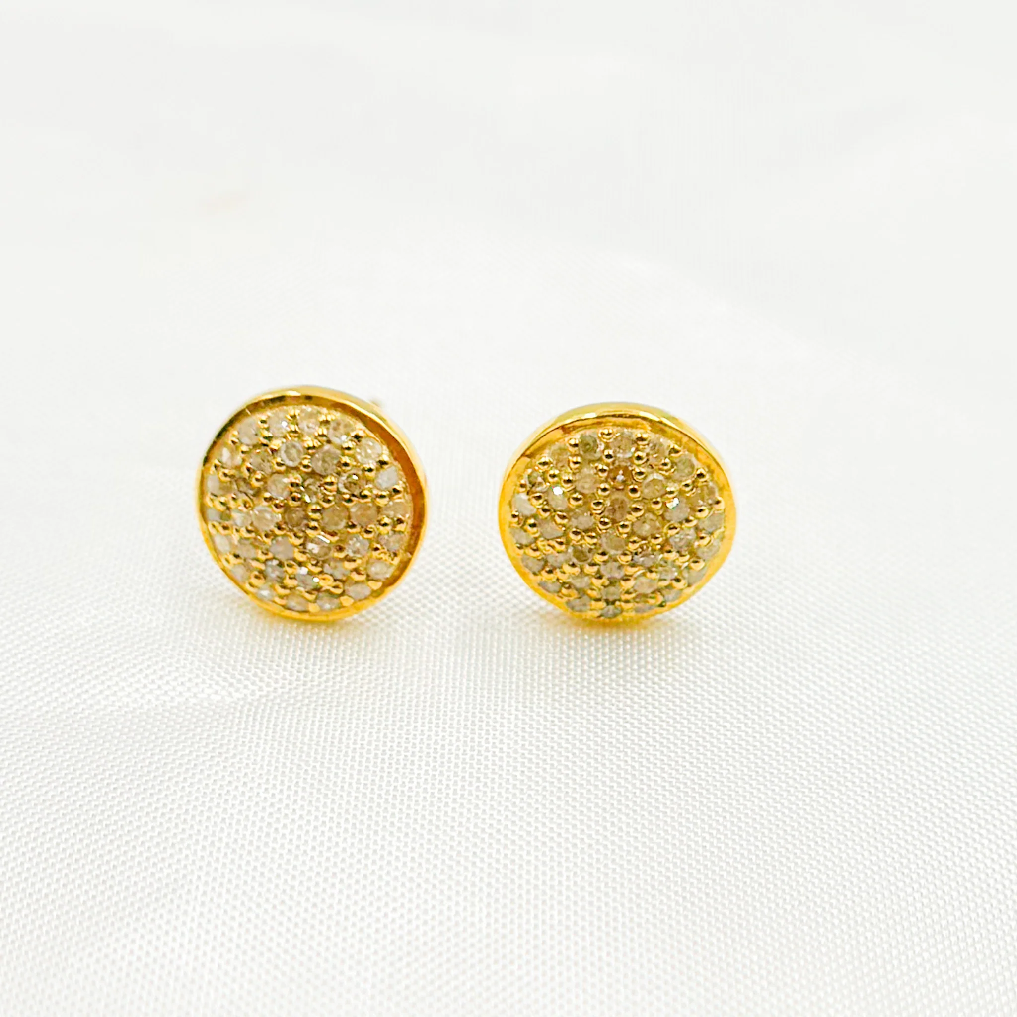 DE028. Diamond Silver Round Studs - Image 5