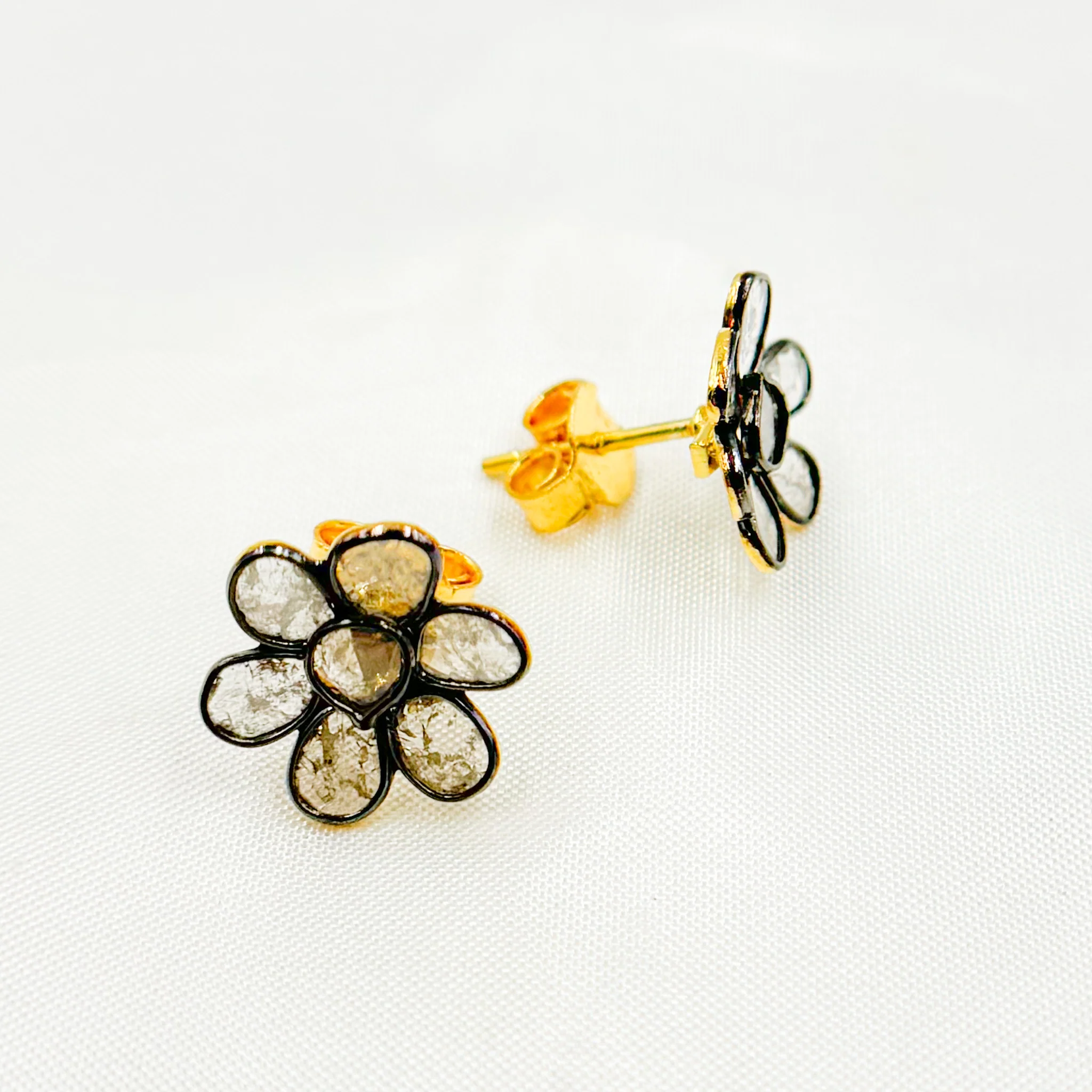 DE030. Diamond Silver Flower Studs - Image 11