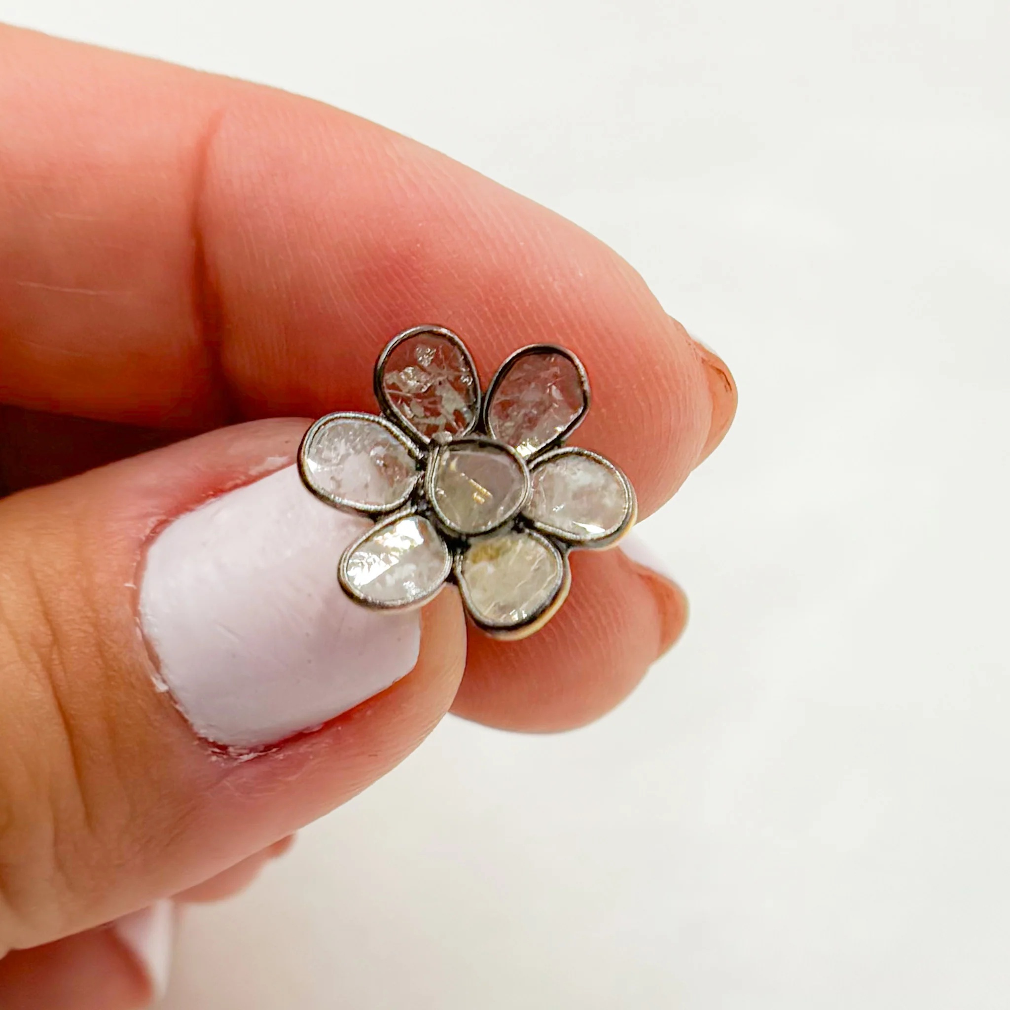 DE030. Diamond Silver Flower Studs - Image 12