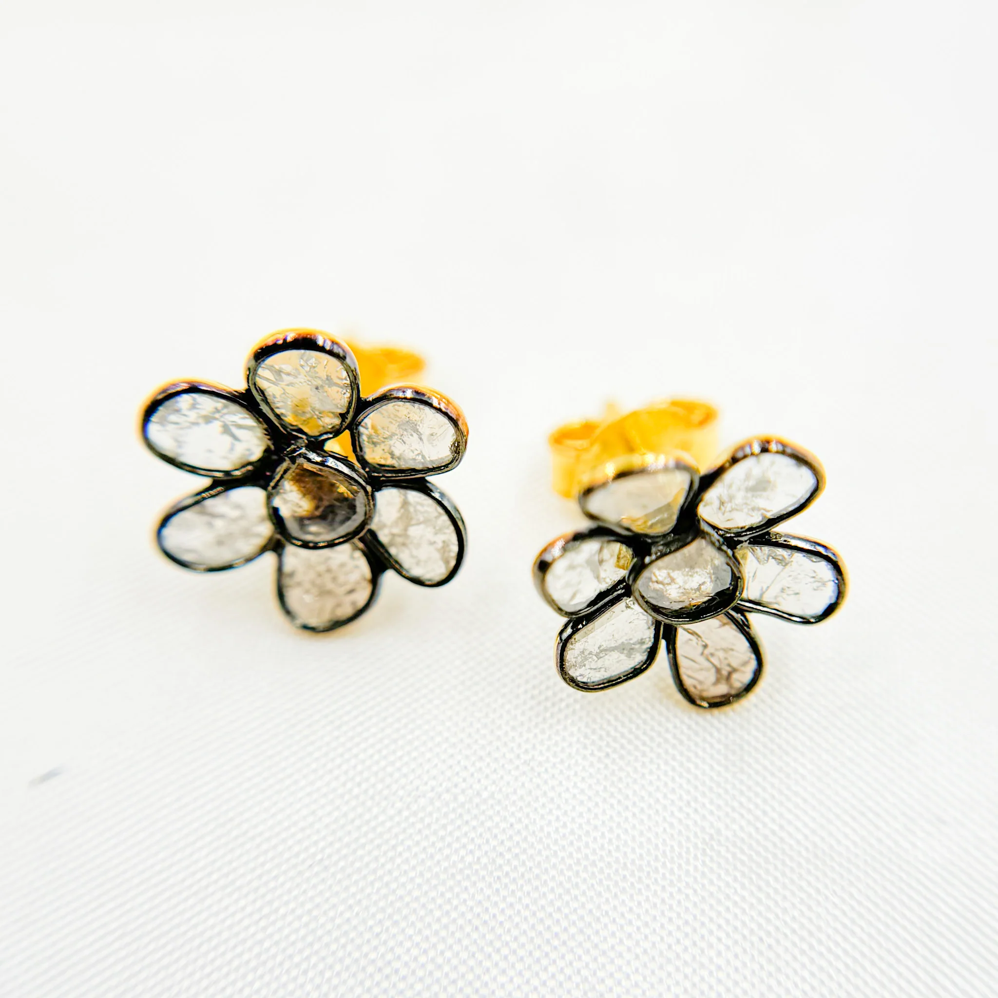 DE030. Diamond Silver Flower Studs - Image 13