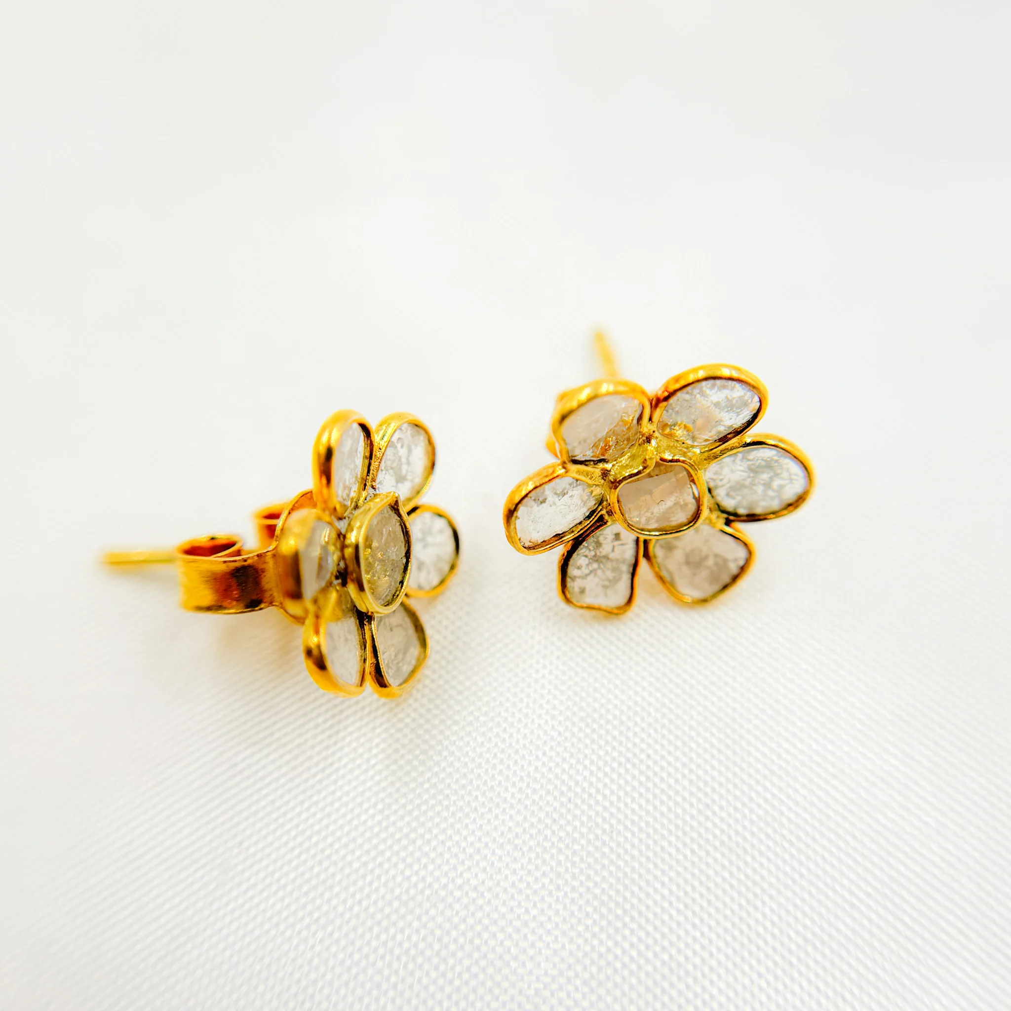 DE030. Diamond Silver Flower Studs - Image 5