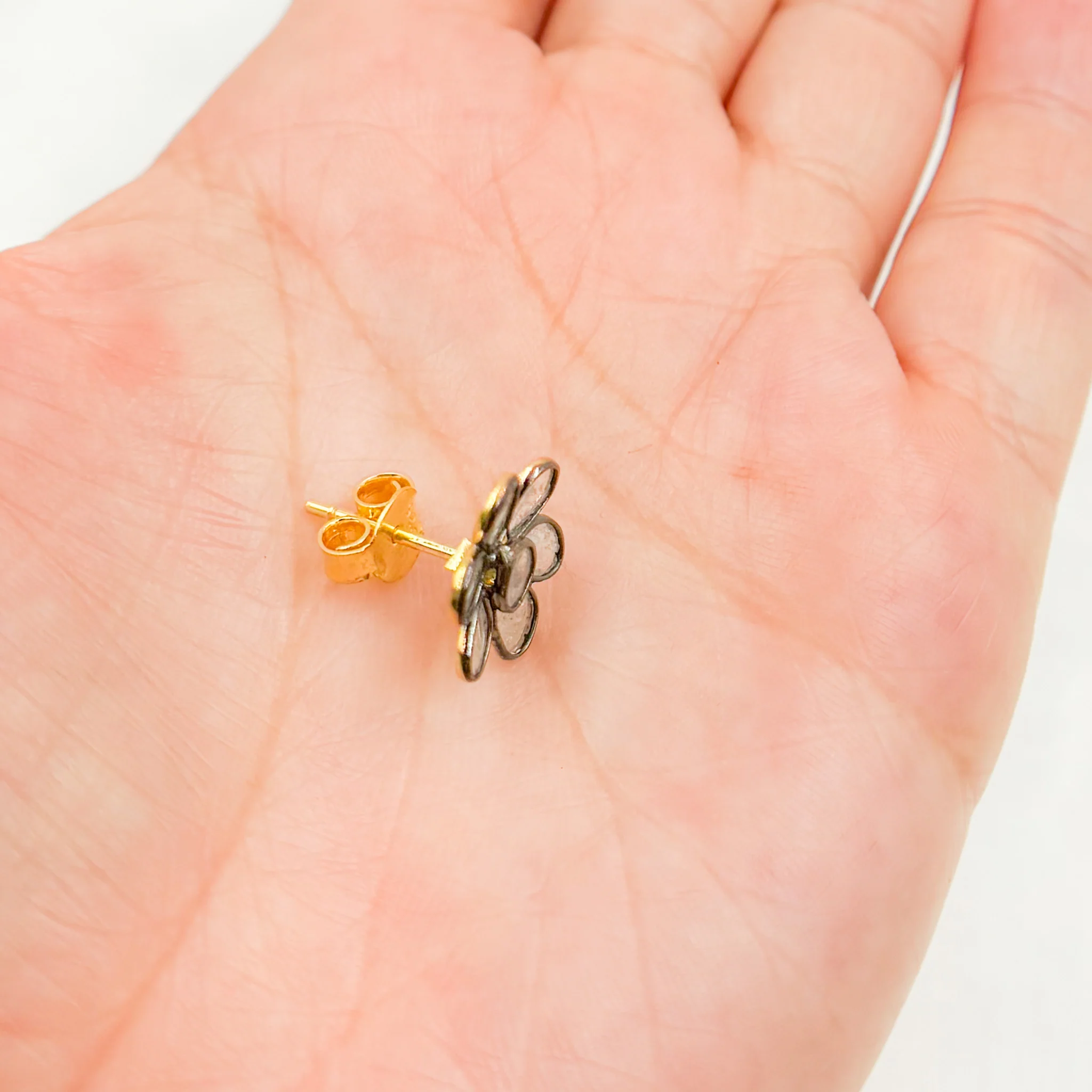 DE030. Diamond Silver Flower Studs - Image 8