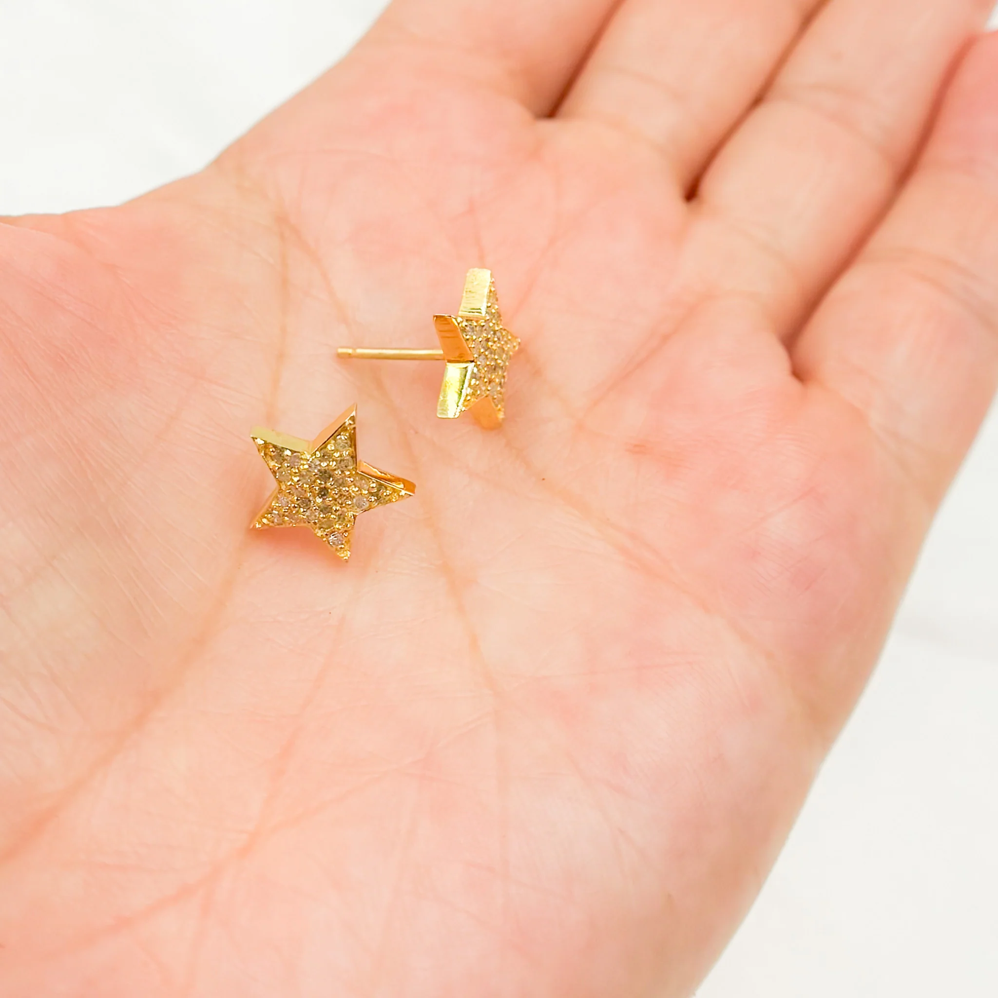 DE035. Diamond Sterling Silver Star Studs - Image 2