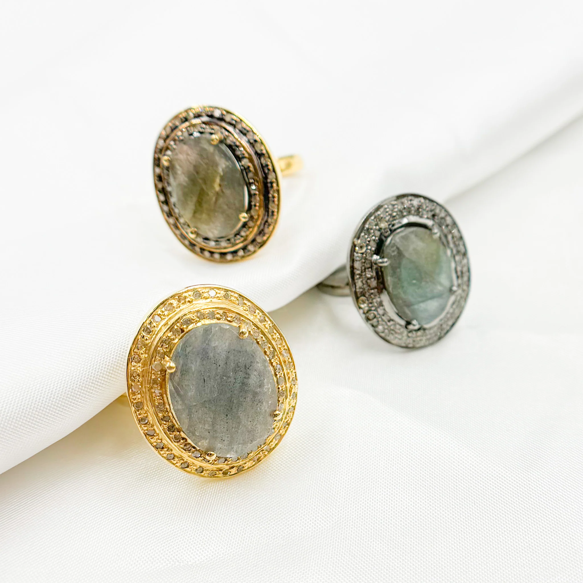 DE016. Diamond Sterling Silver Labradorite Oval Ring - Image 2