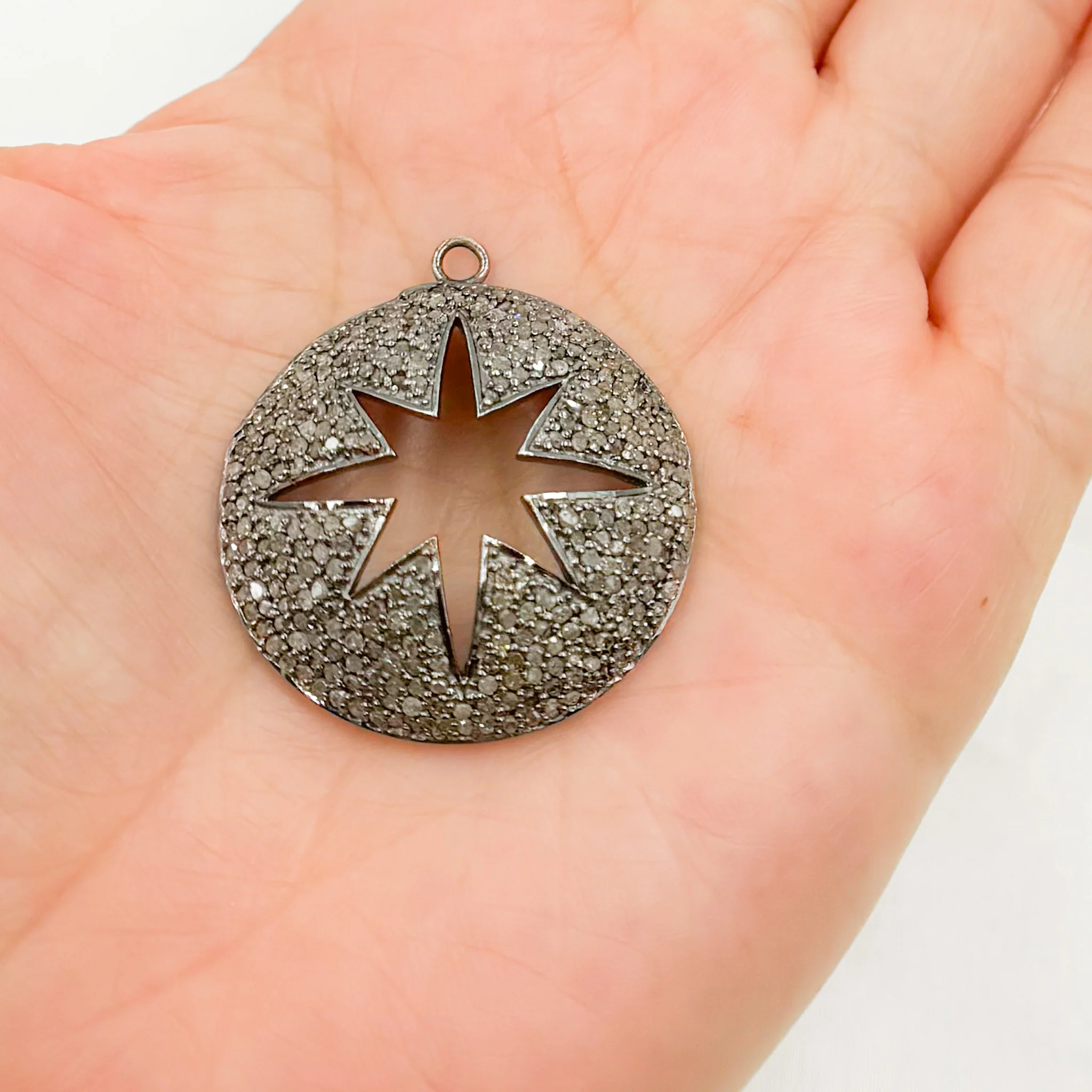 DE017. Sterling Silver Black Rhodium Diamond Round Star Pendant - Image 5