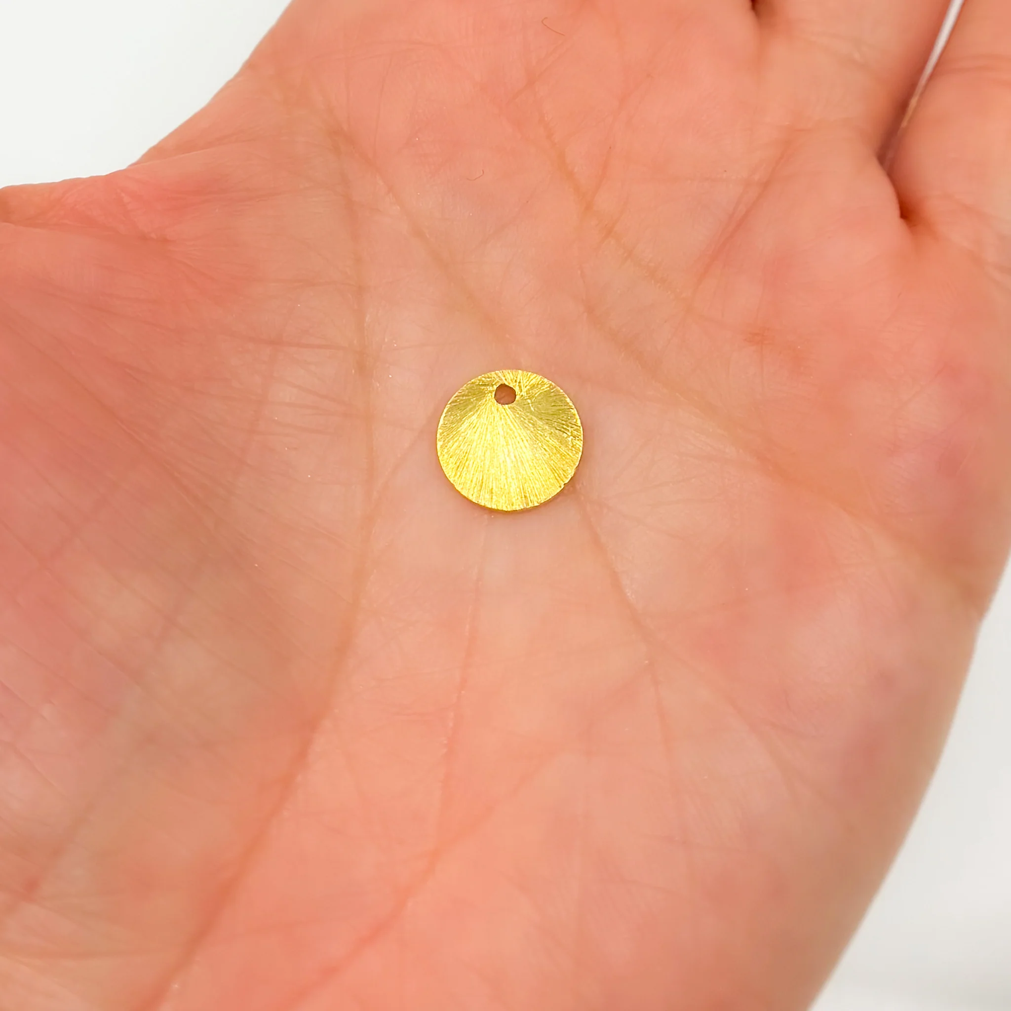 DGP3. 10MM Gold-plated sterling silver brushed round flat disc charm with a single hole - Image 3