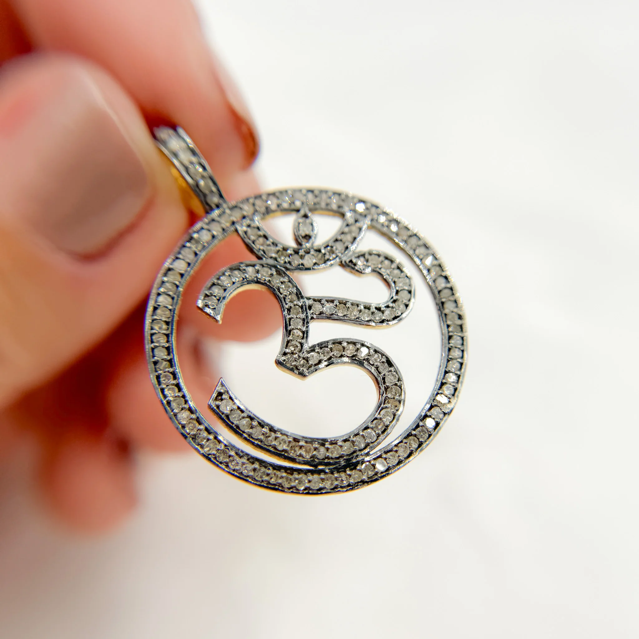 DP031. Diamond Sterling Silver OM Symbol Round Pendant - Image 2