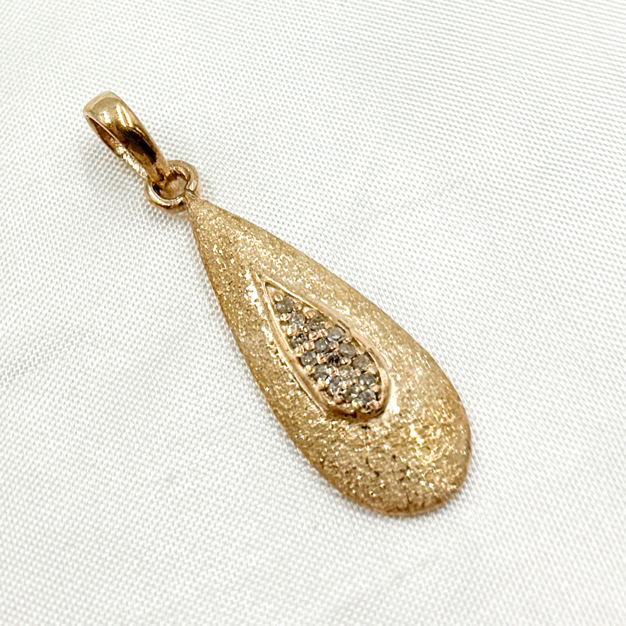 DP146. Diamond Sterling Silver Drop Pendant - Image 3