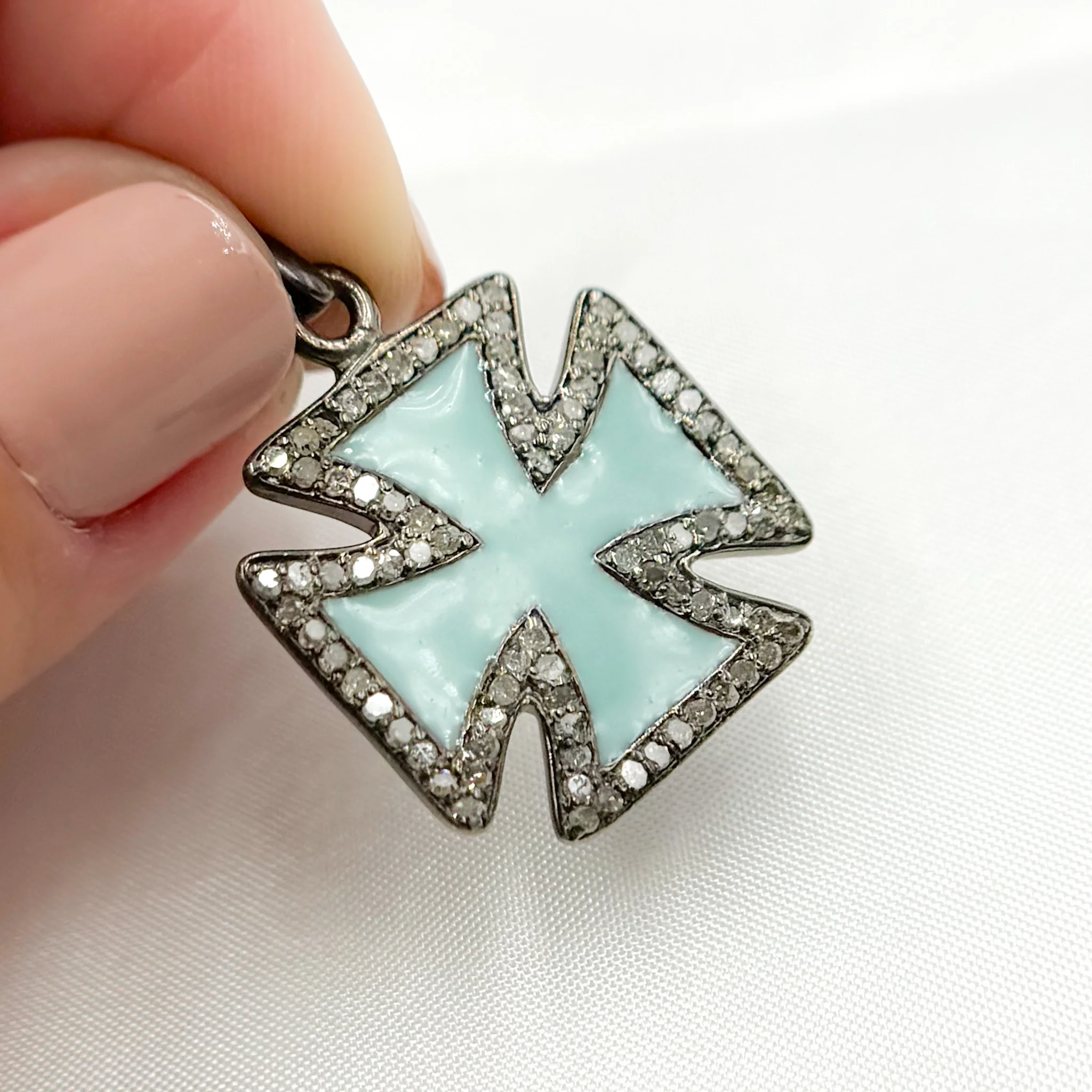 DP286A. Diamond Sterling Silver Cross Enamel Pendant - Image 3