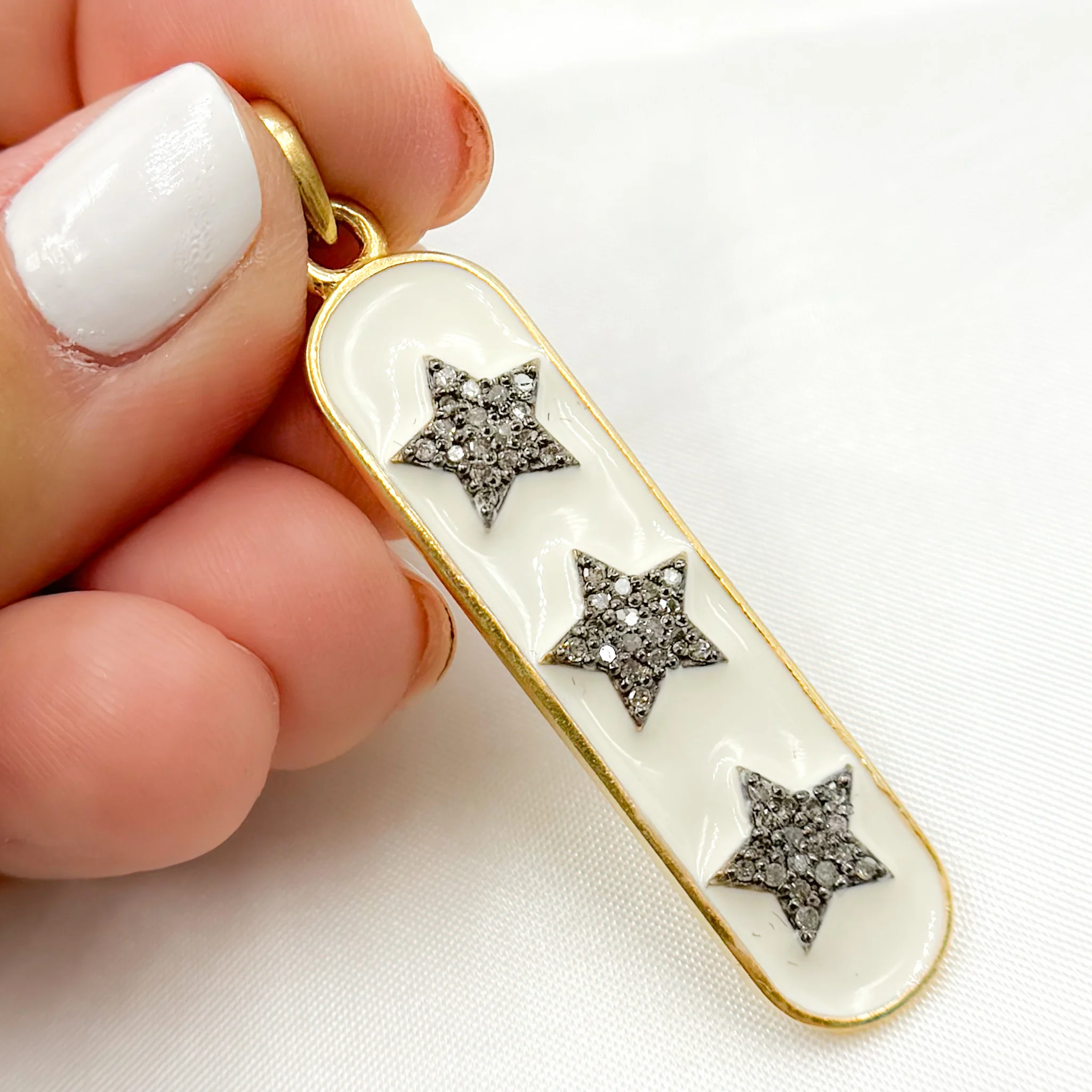 DP465A. Diamond Sterling Silver Oval Stars Enamel Pendant - Image 4