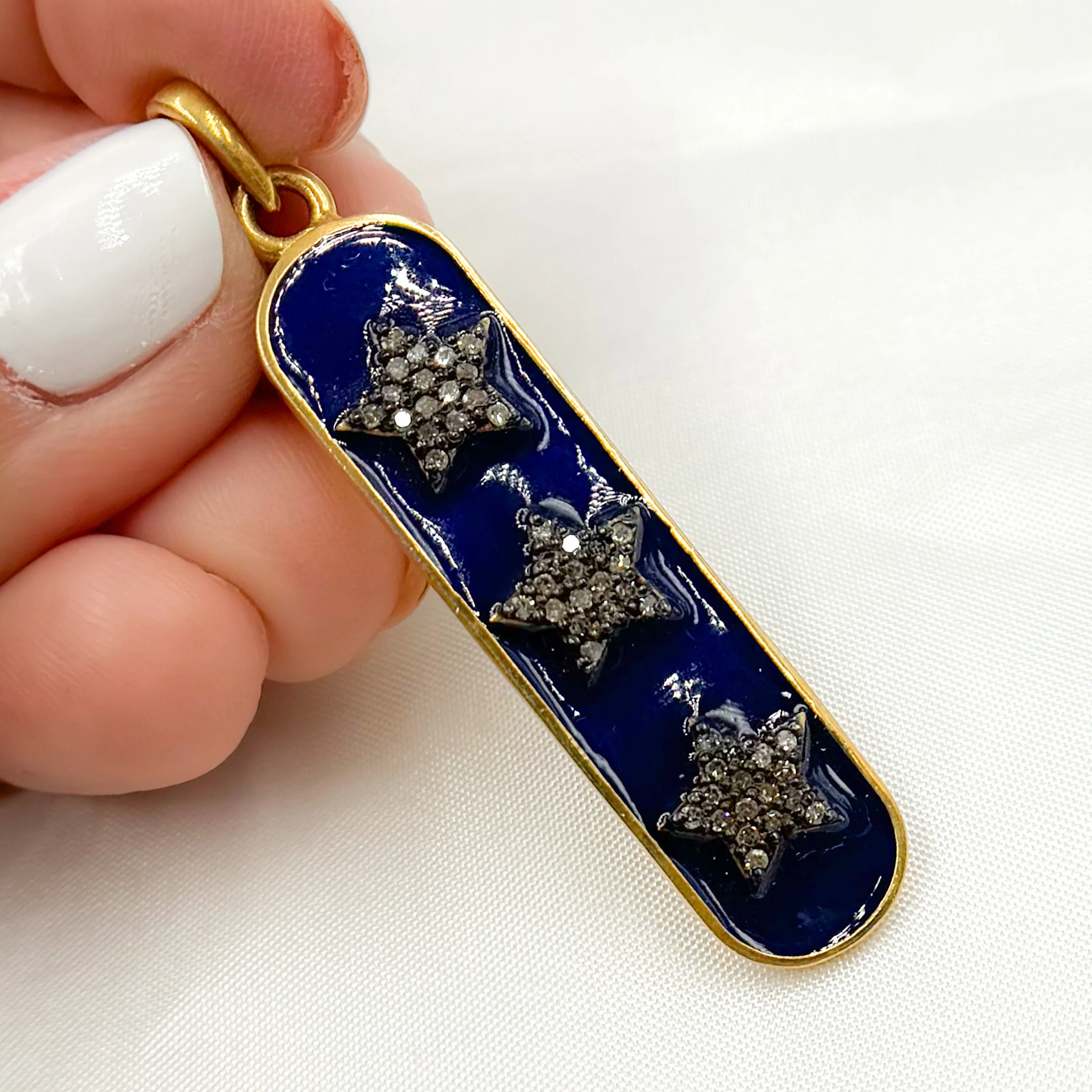 DP465A. Diamond Sterling Silver Oval Stars Enamel Pendant - Image 9