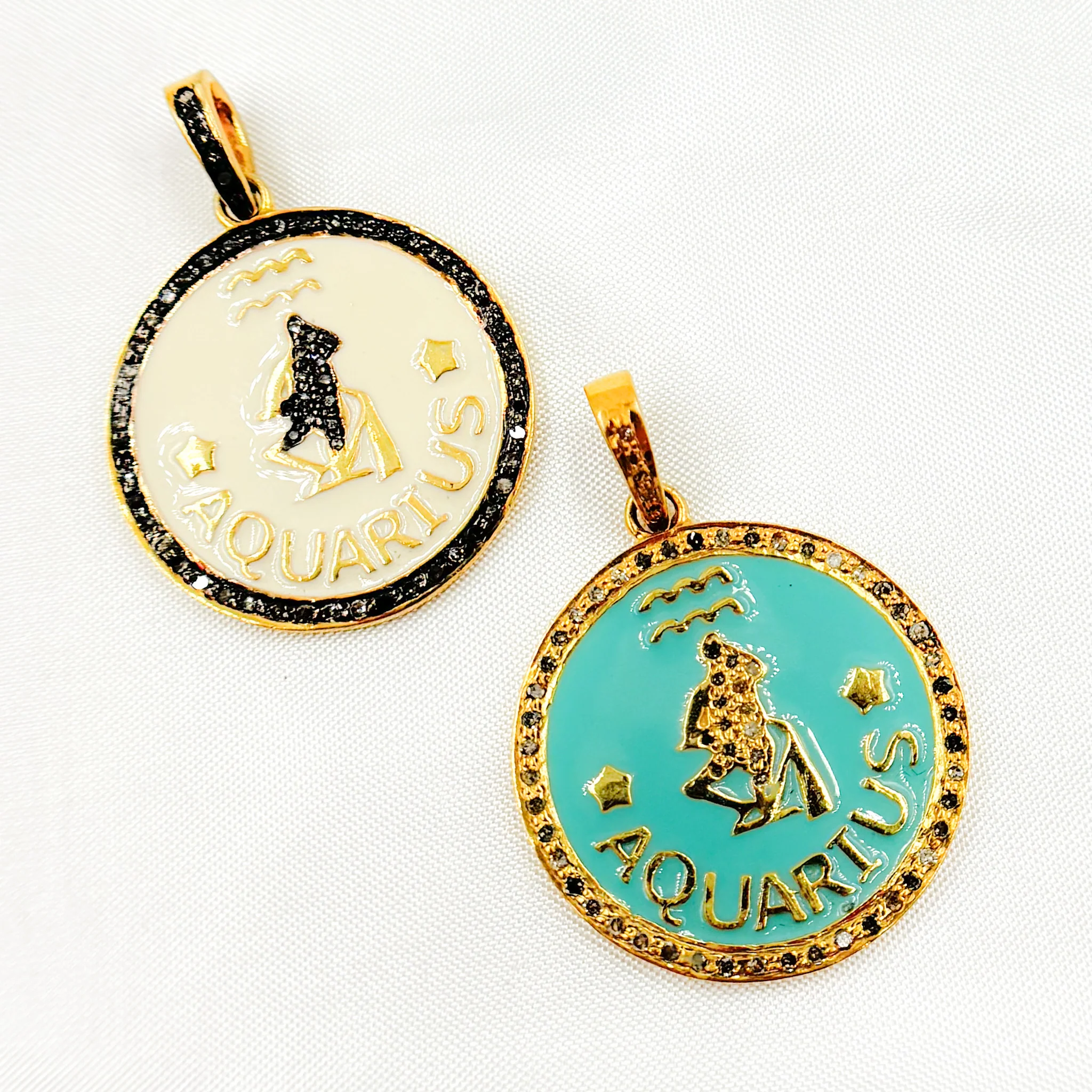 DP626A. Diamond Sterling Silver Aquarius Zodiac Enamel Pendant - Image 2