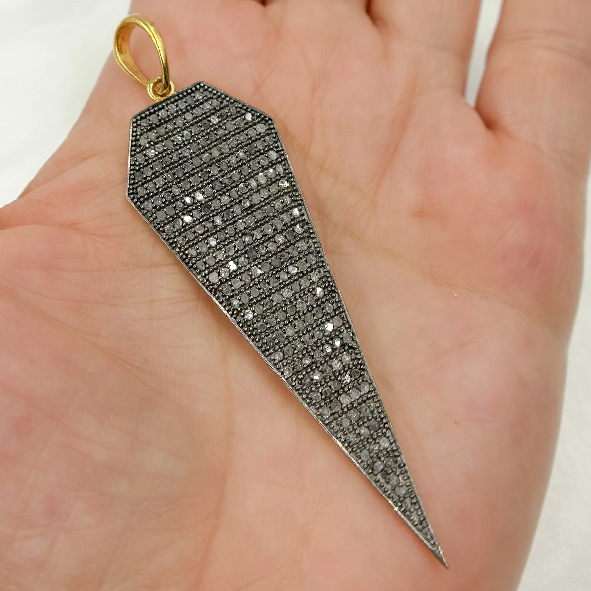 DP053. Diamond & Sterling Silver Arrow Head Pendant - Image 2