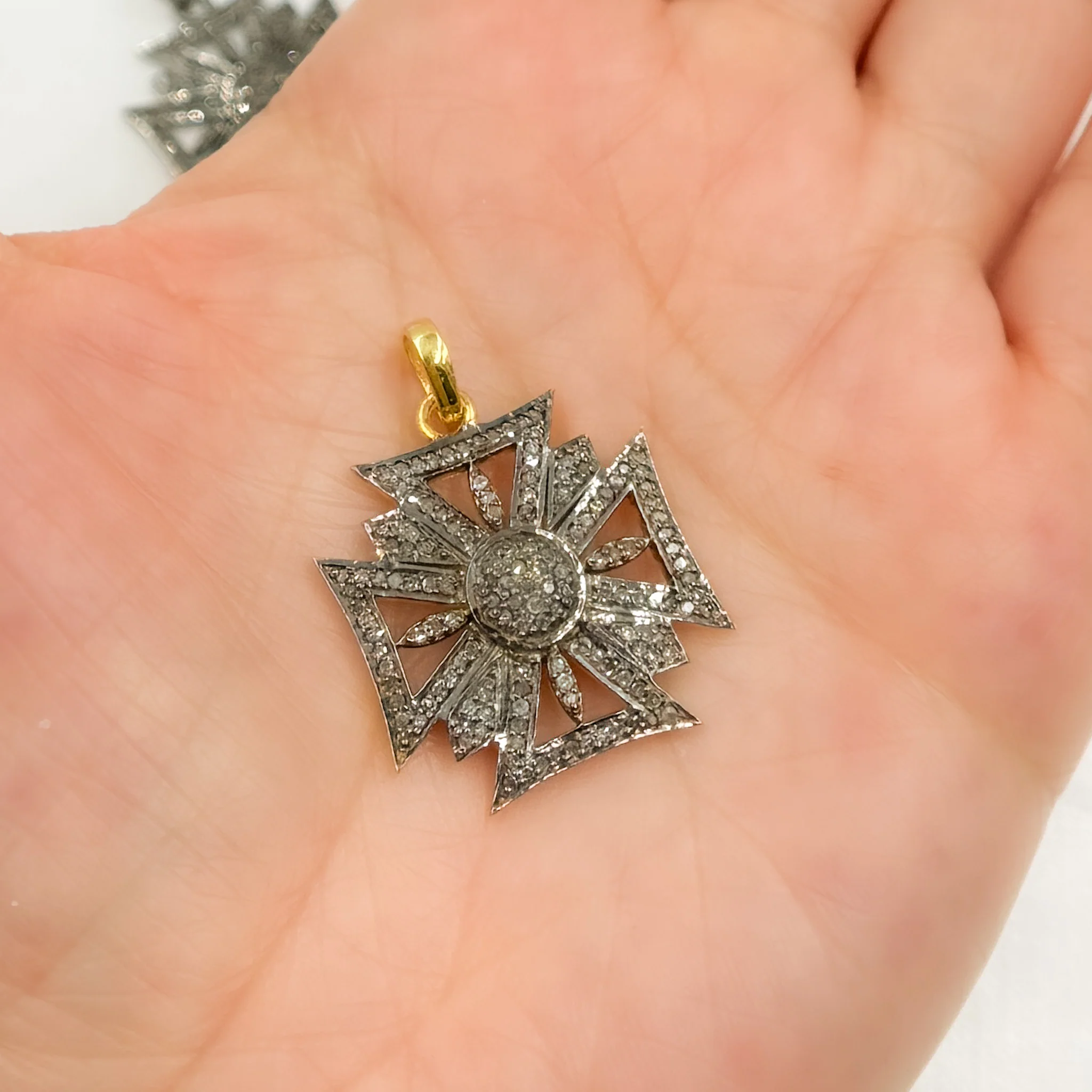 DP109. Diamond Sterling Silver Cross Pendant - Image 5