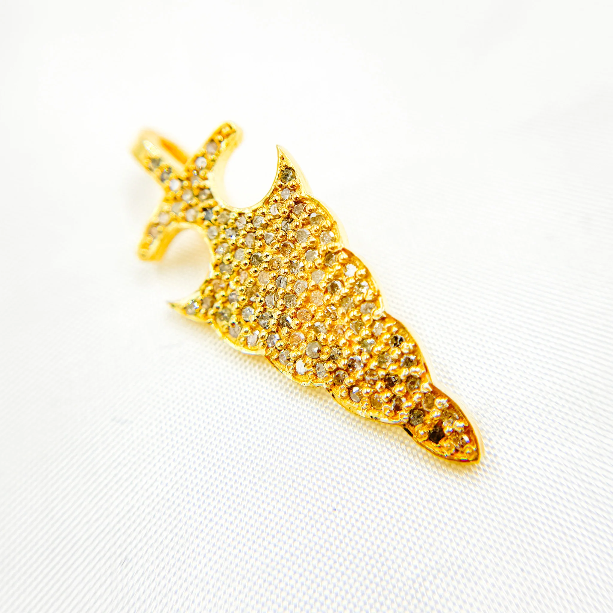 DP189. Diamond Sterling Silver Arrow Head Pendant - Image 4