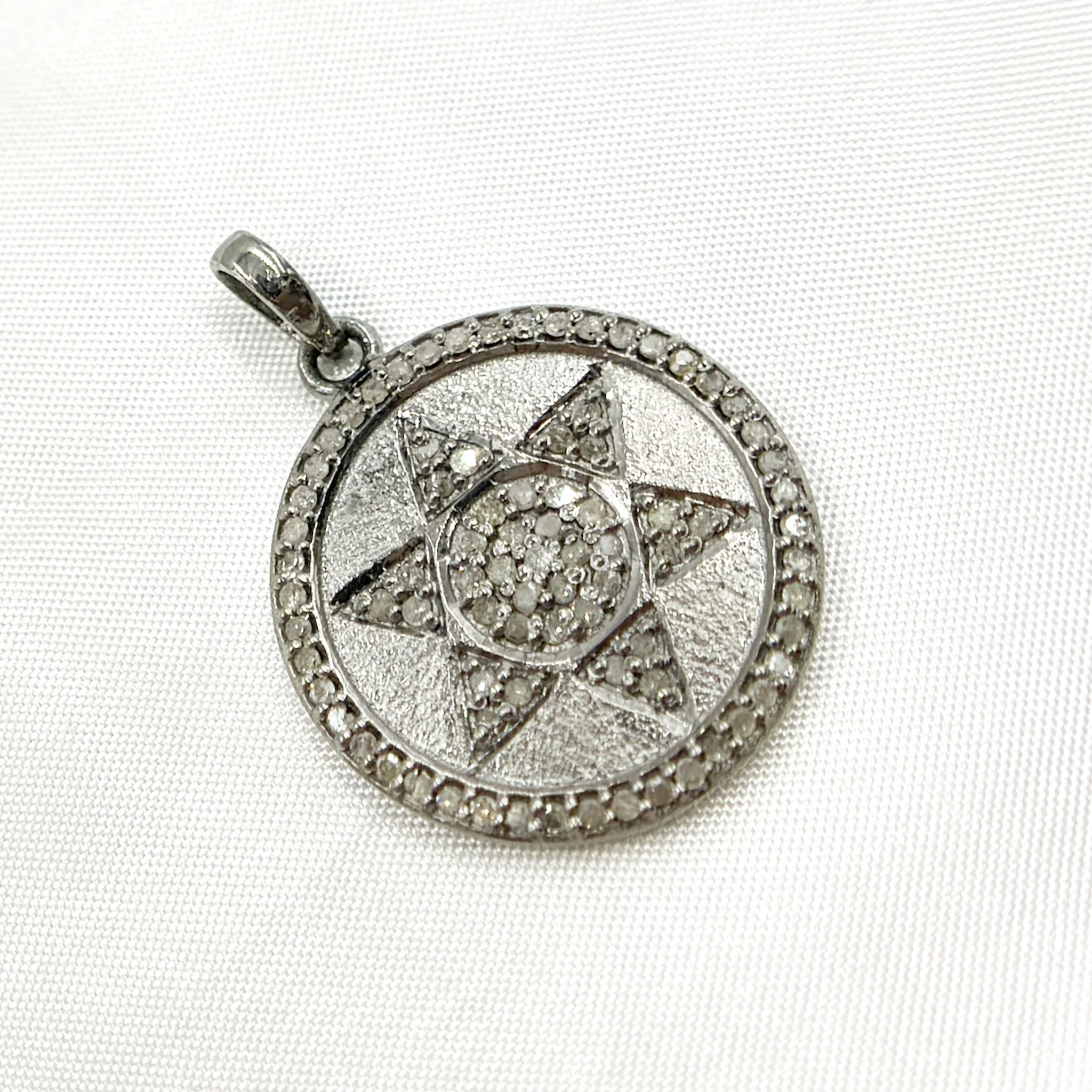 DP220. Diamond Sterling Silver Round Star Pendant - Image 5