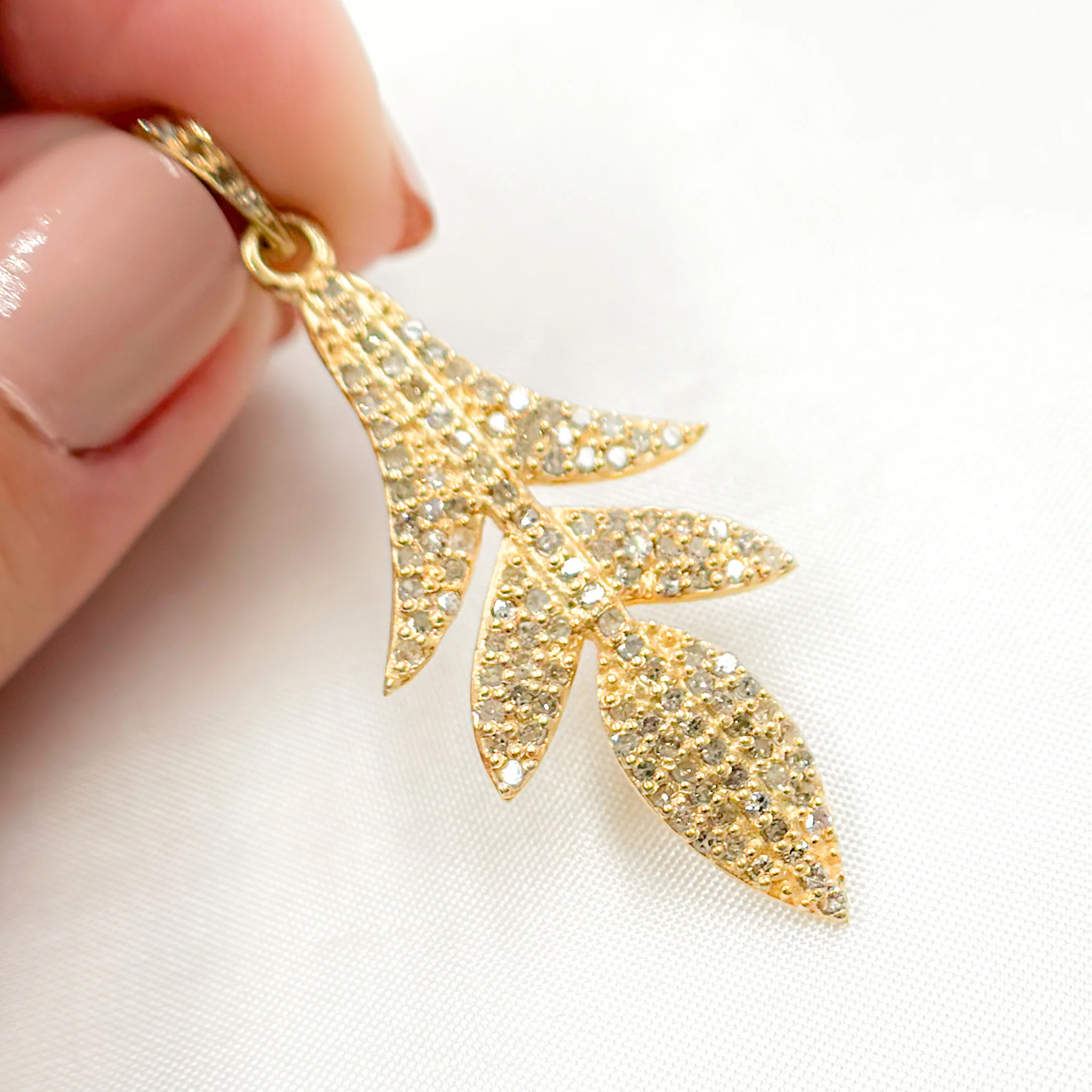 DP320. Diamond Sterling Silver Leaf Pendant - Image 3