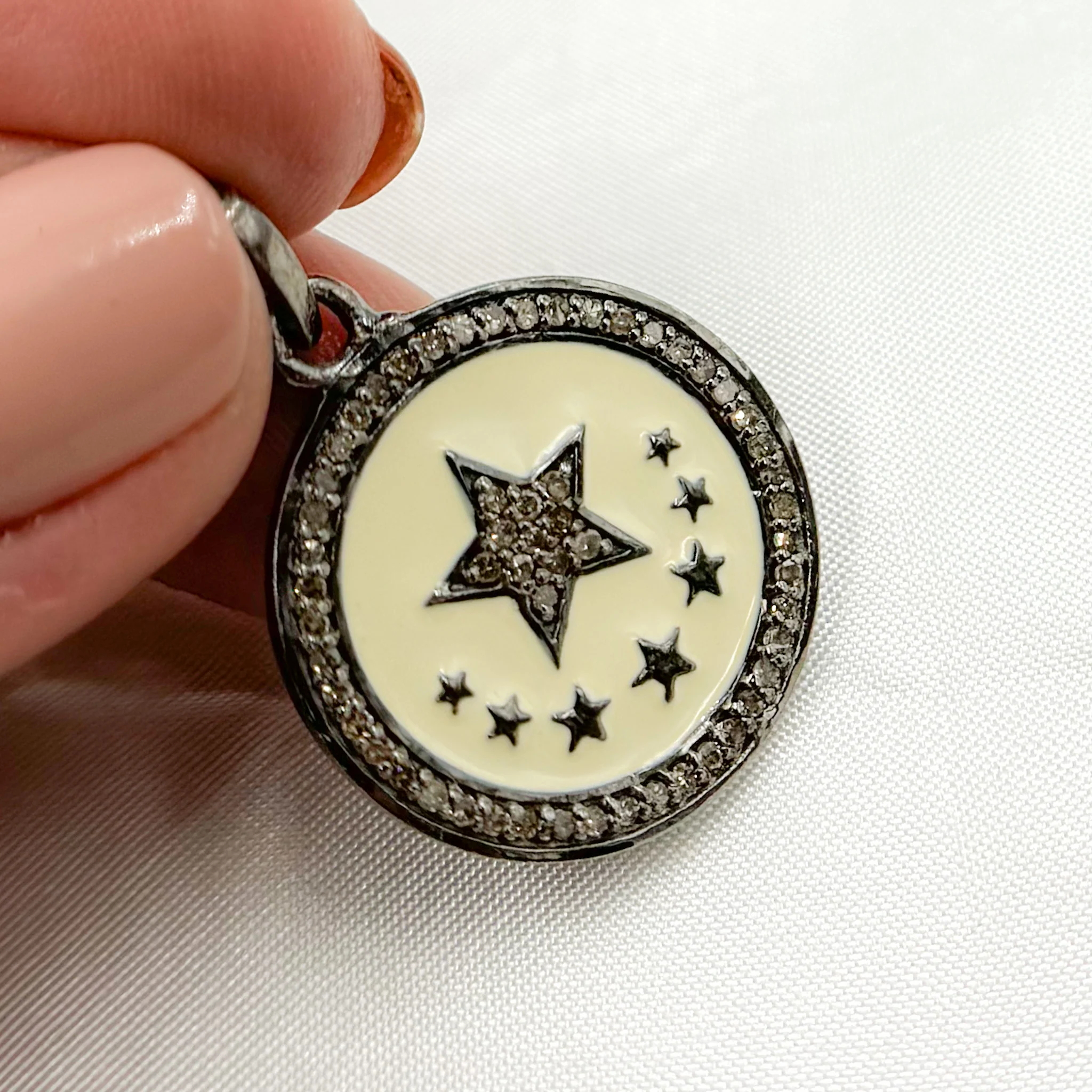 DP506A. Diamond Sterling Silver Star Round Enamel Pendant - Image 2