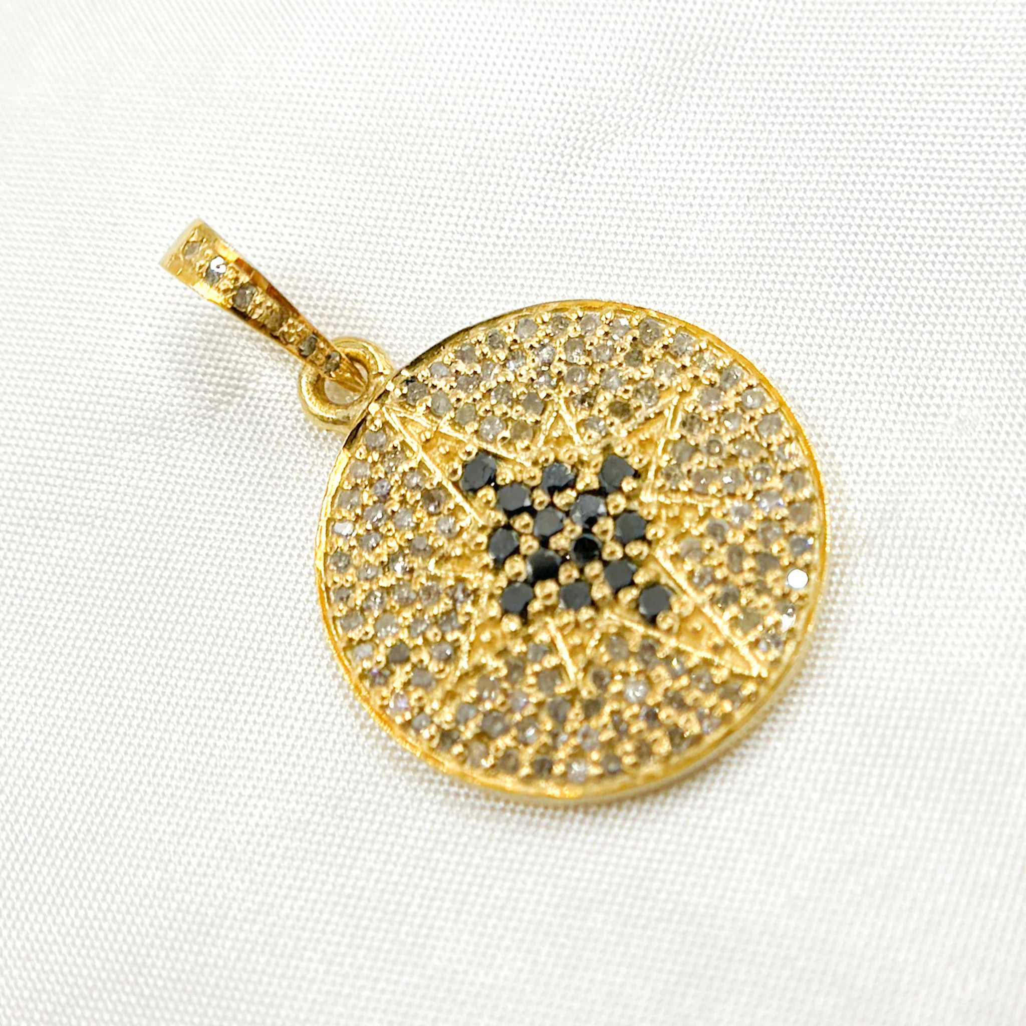 DP561. Diamond Sterling Silver Round Star Pendant with Black Diamond - Image 3