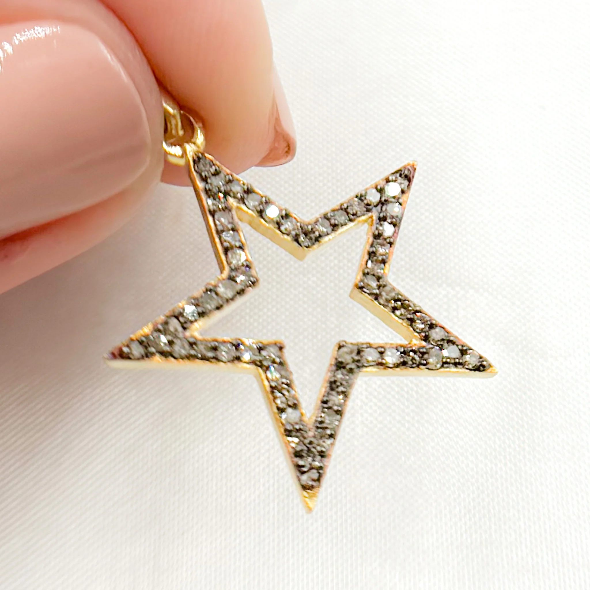 DP641. Sterling Silver Star Pendant - Image 3
