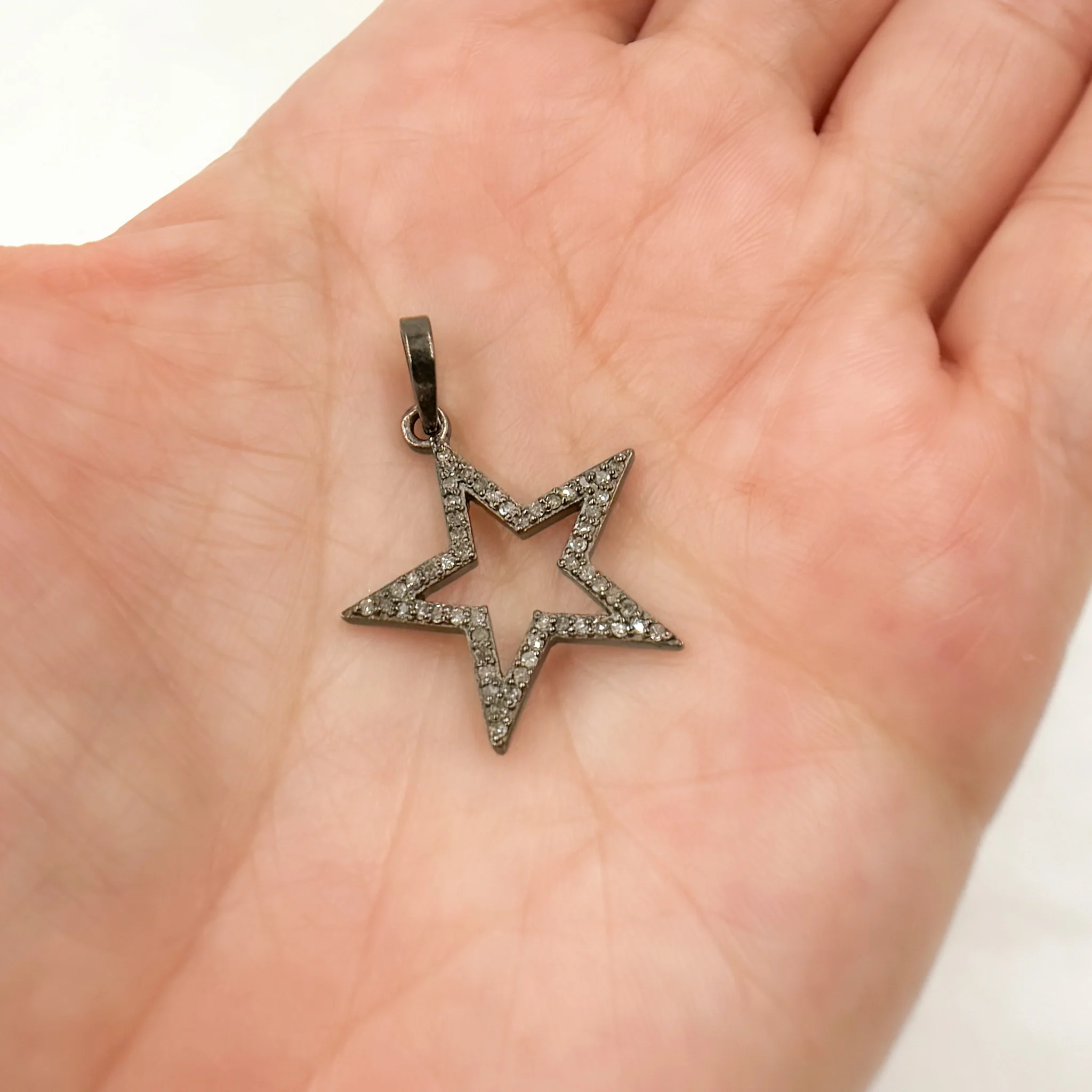 DP641. Sterling Silver Star Pendant - Image 5
