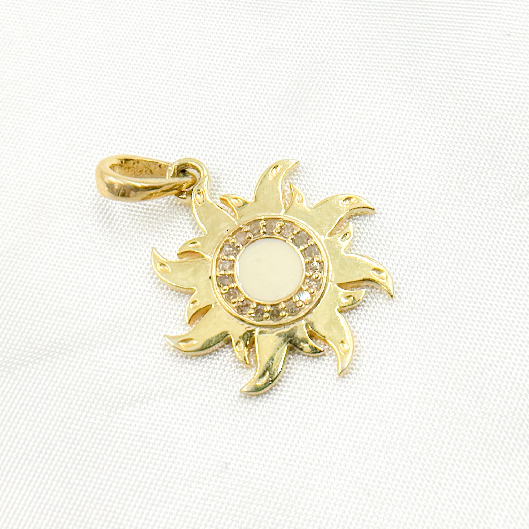 DP652A. Diamond Sterling Silver Sun Enamel Pendant - Image 7