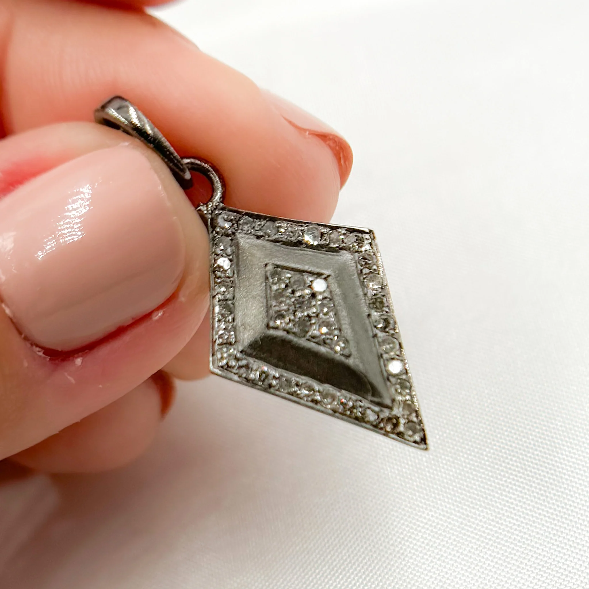 DP728. Diamond Sterling Silver Diamond Shape Pendant - Image 4
