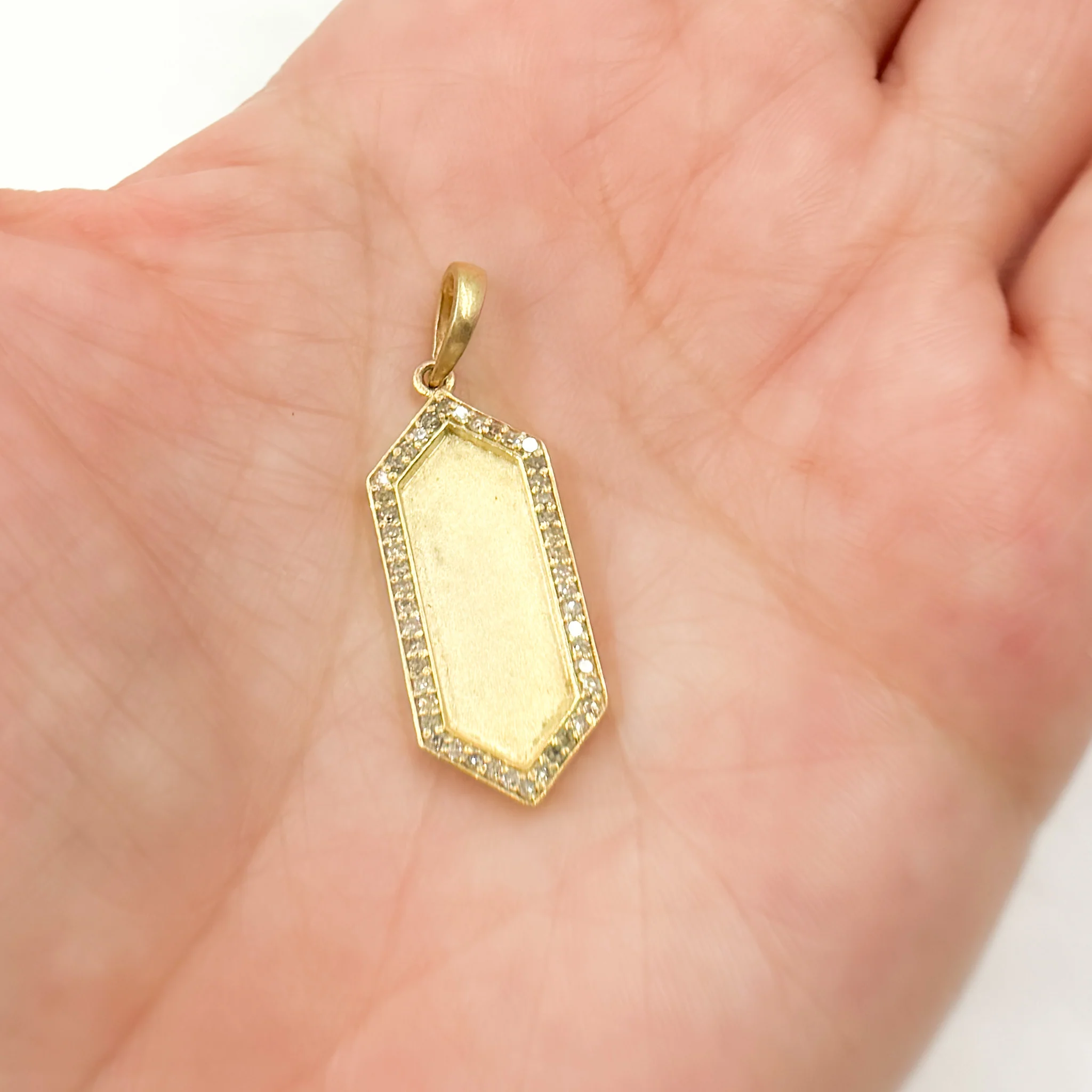 DP815. Diamond Sterling Silver Hexagon Pendant - Image 3