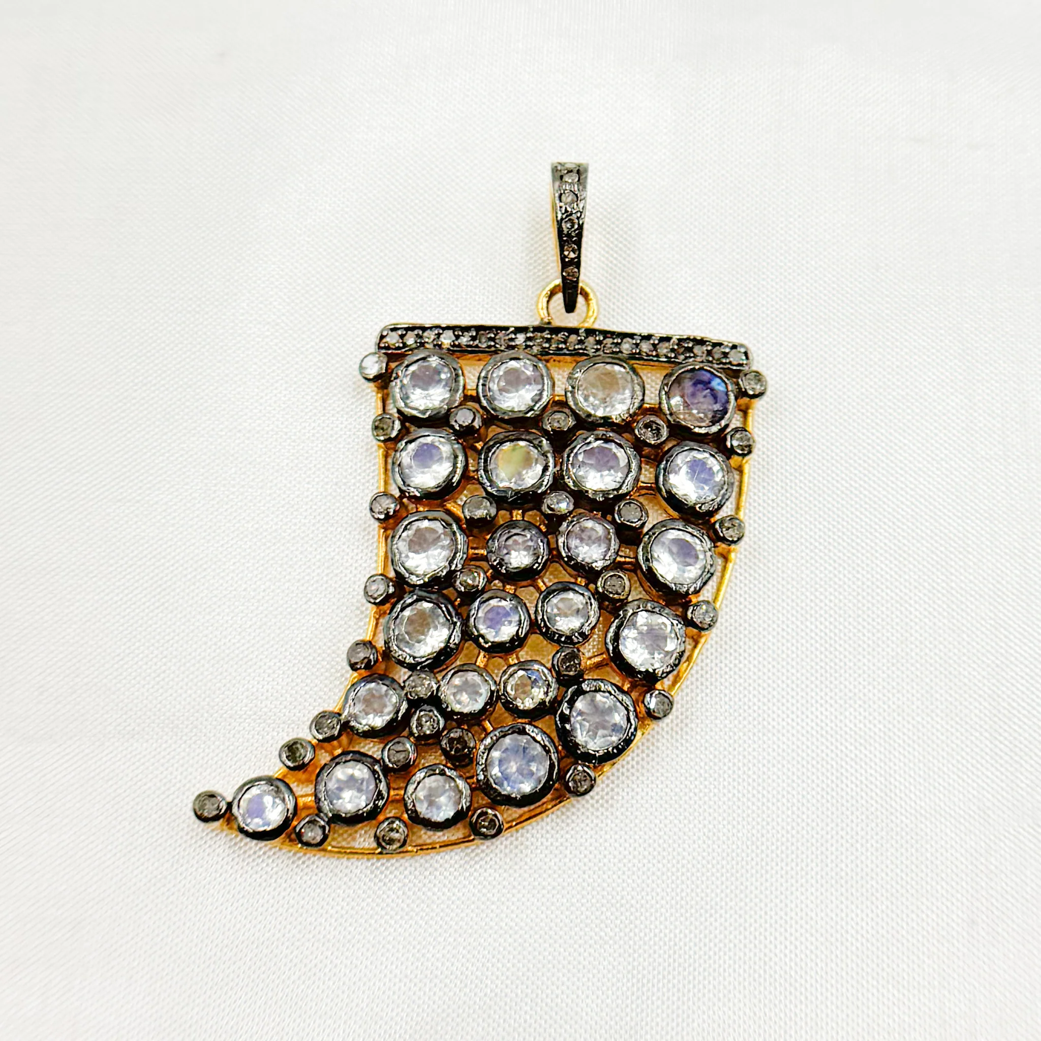 DSP042. Diamond Silver Gemstone Horn Pendant - Image 16