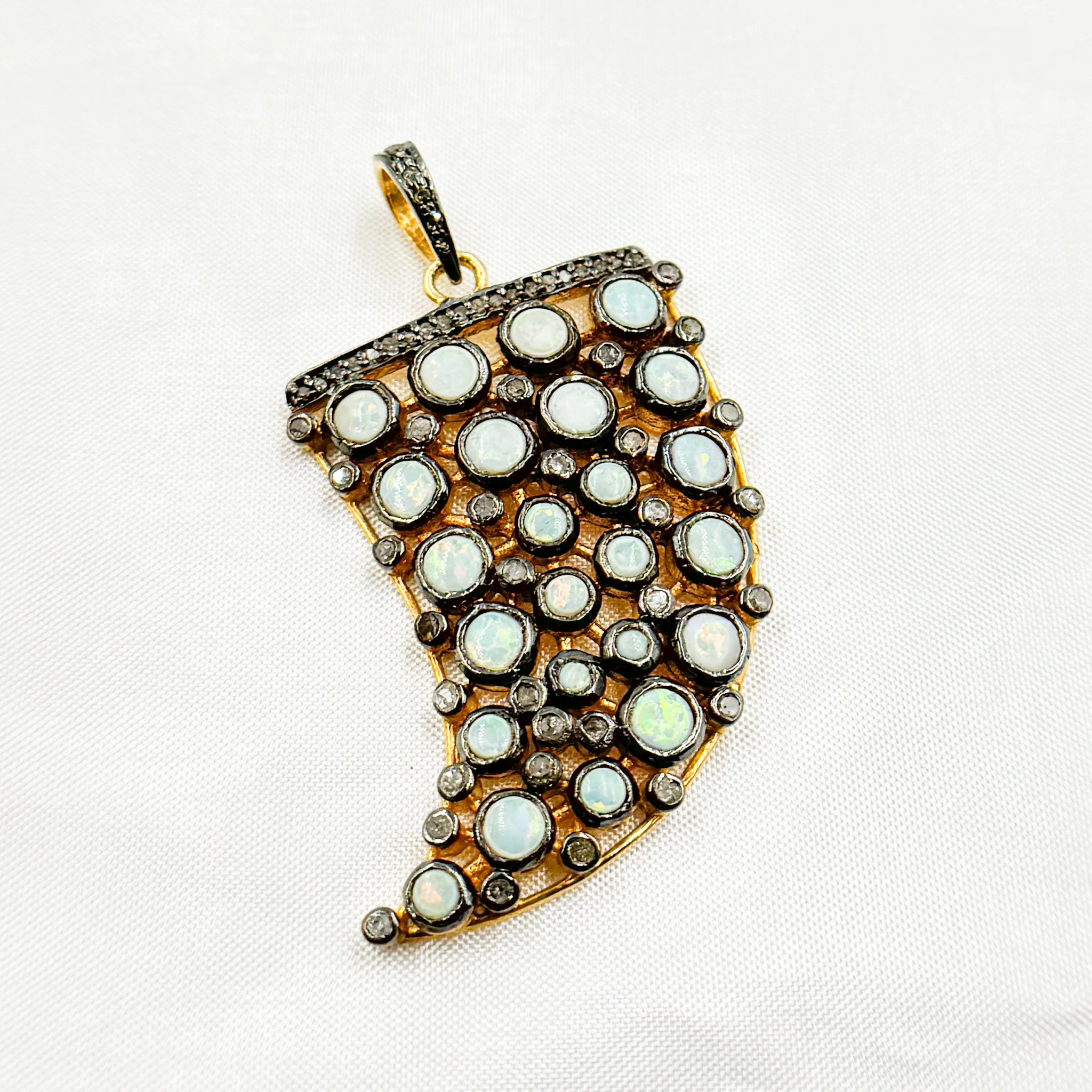 DSP042. Diamond Silver Gemstone Horn Pendant - Image 4