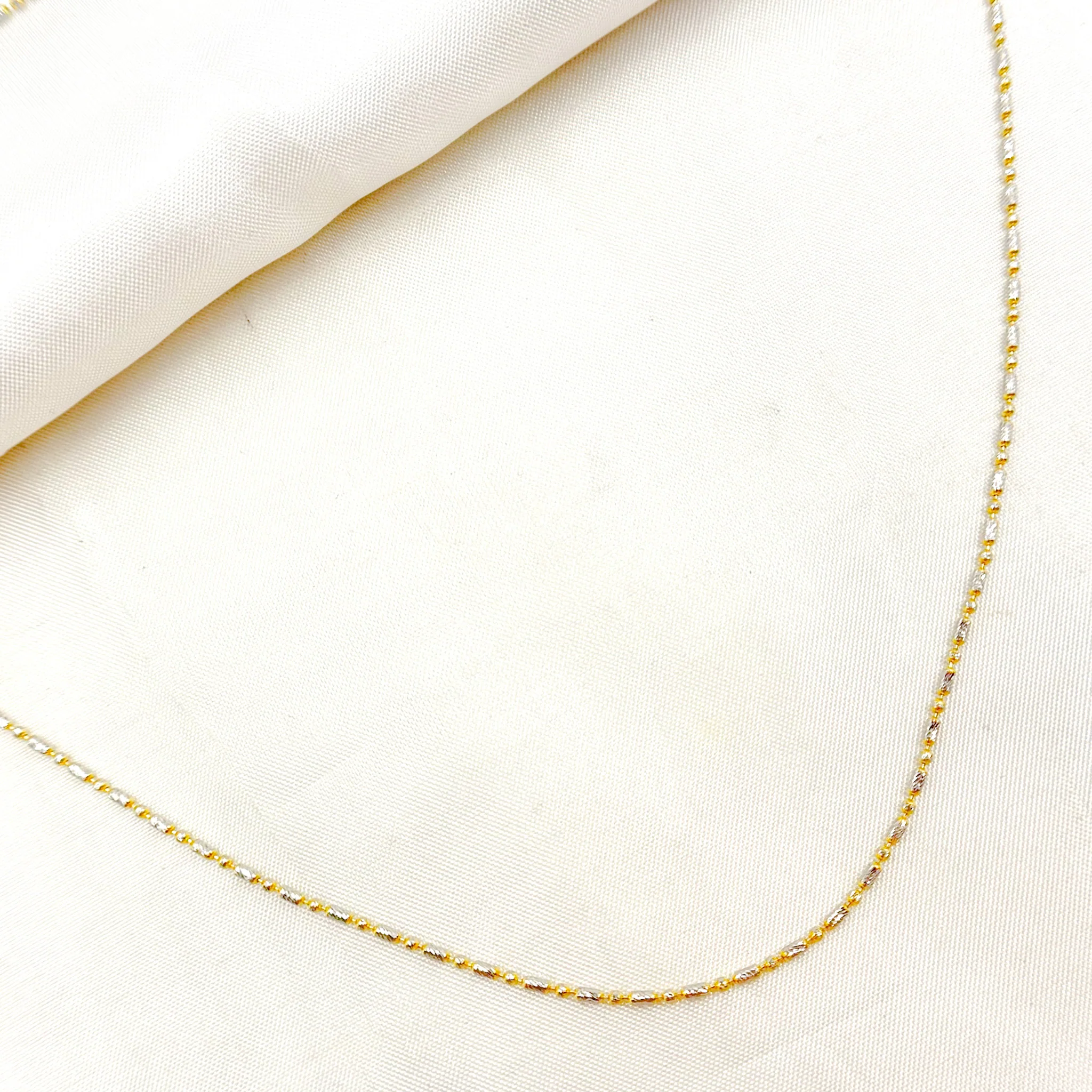 GC3. 14K Solid Gold Yellow and White Gold Diamond Cut Bars Chain - Image 5