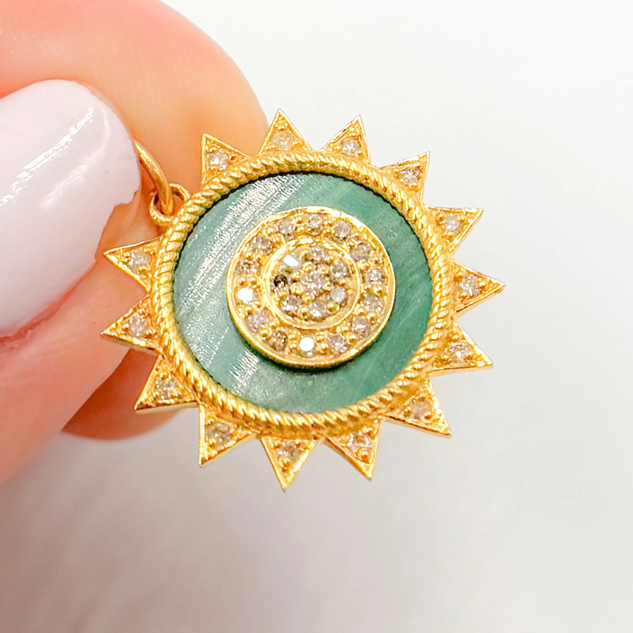 GDP224. 14K Solid Gold Sun Round Pendant - Image 3