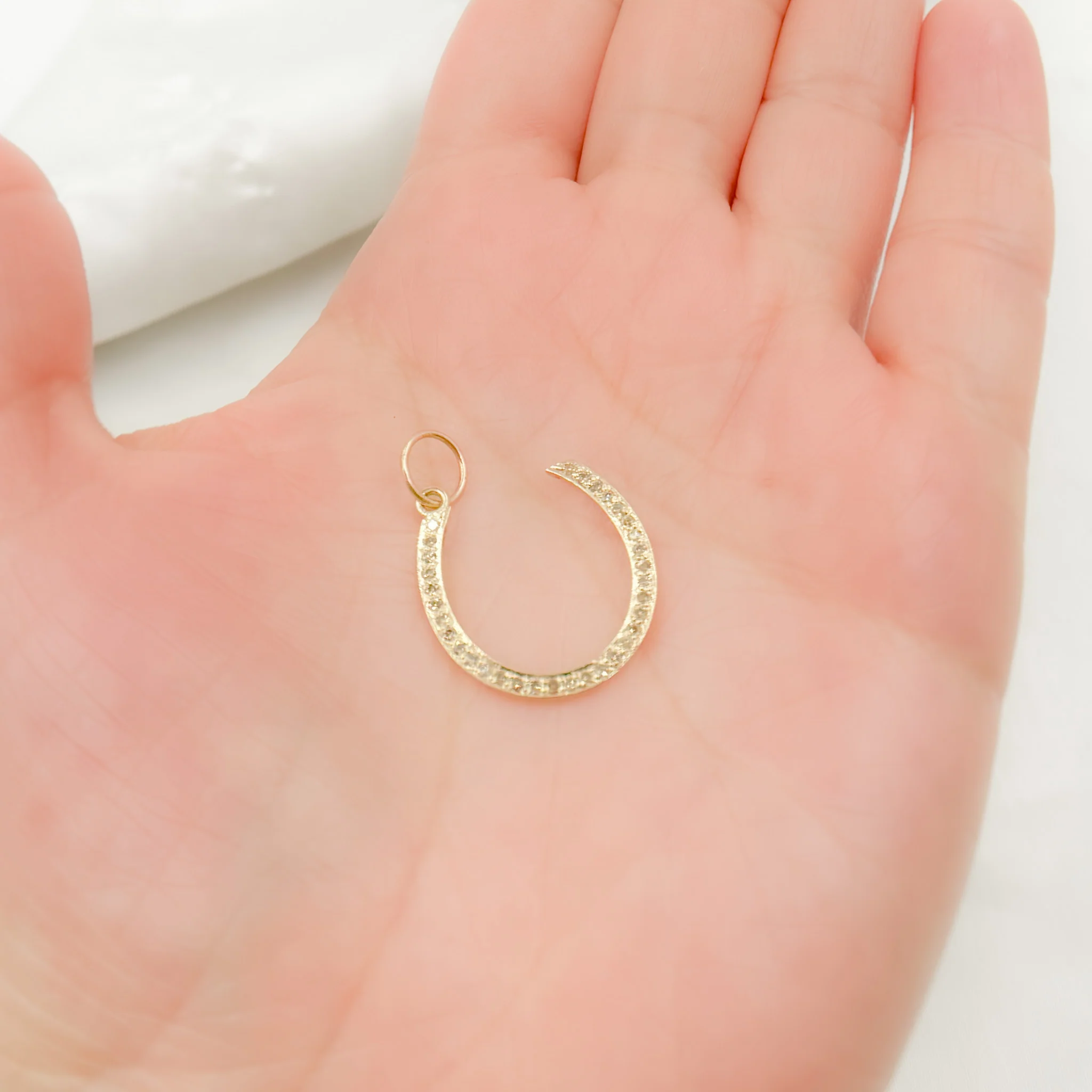 14K Solid Gold Diamond Horseshoe Charm. GDP29 - Image 2