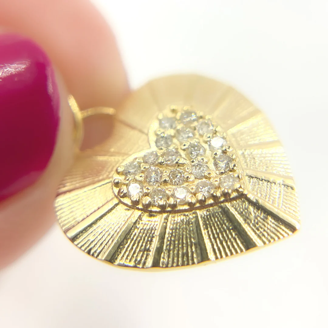 14K Solid Gold Diamond Heart Charm. GDP469 - Image 2