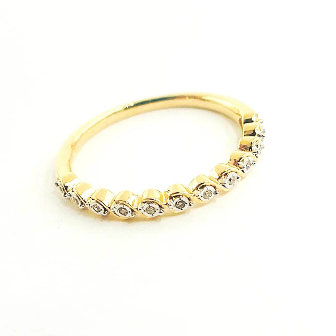 RAB00498. 14K Solid Gold Diamond Ring