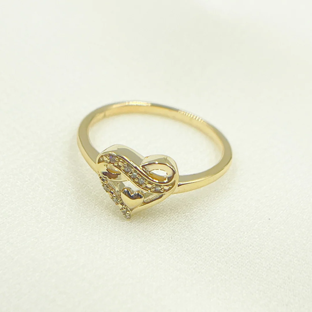 RFA16598. 14K Solid Gold Heart Diamond Ring