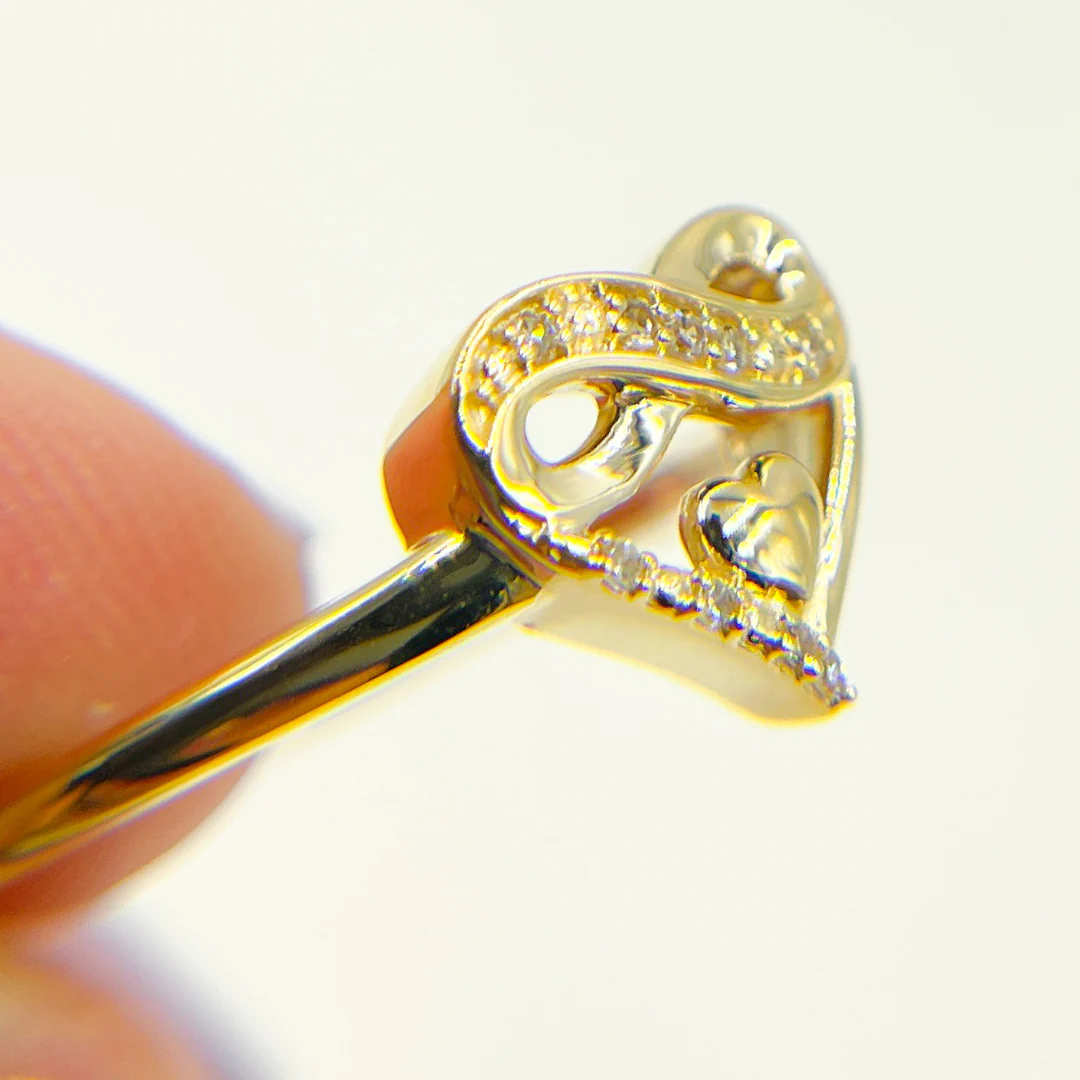 RFA16598. 14K Solid Gold Heart Diamond Ring - Image 4