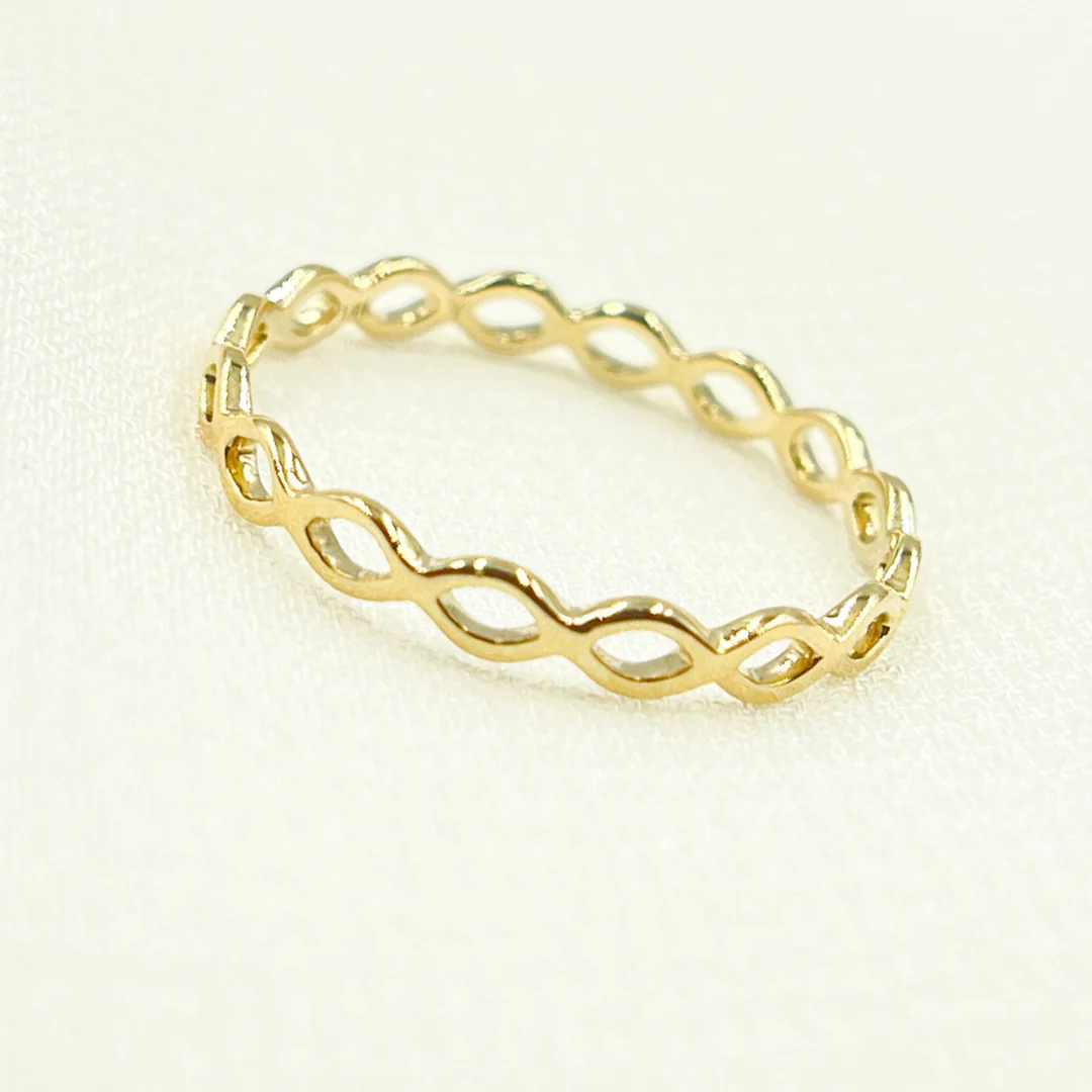 RAZ01295. 14K Solid Gold Waves Ring