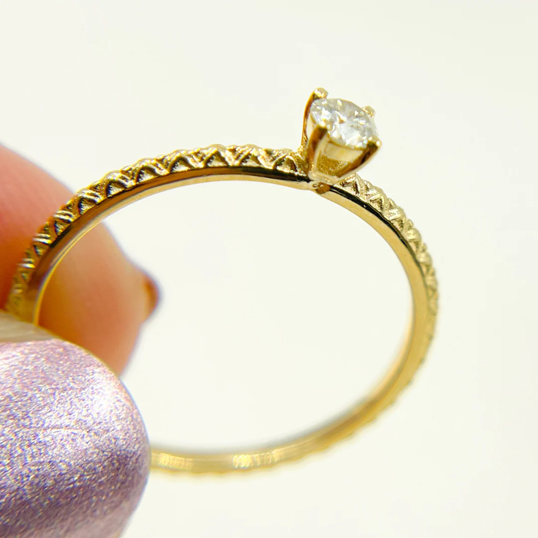 ZGG691. 14K Solid Gold Diamond Ring - Image 3