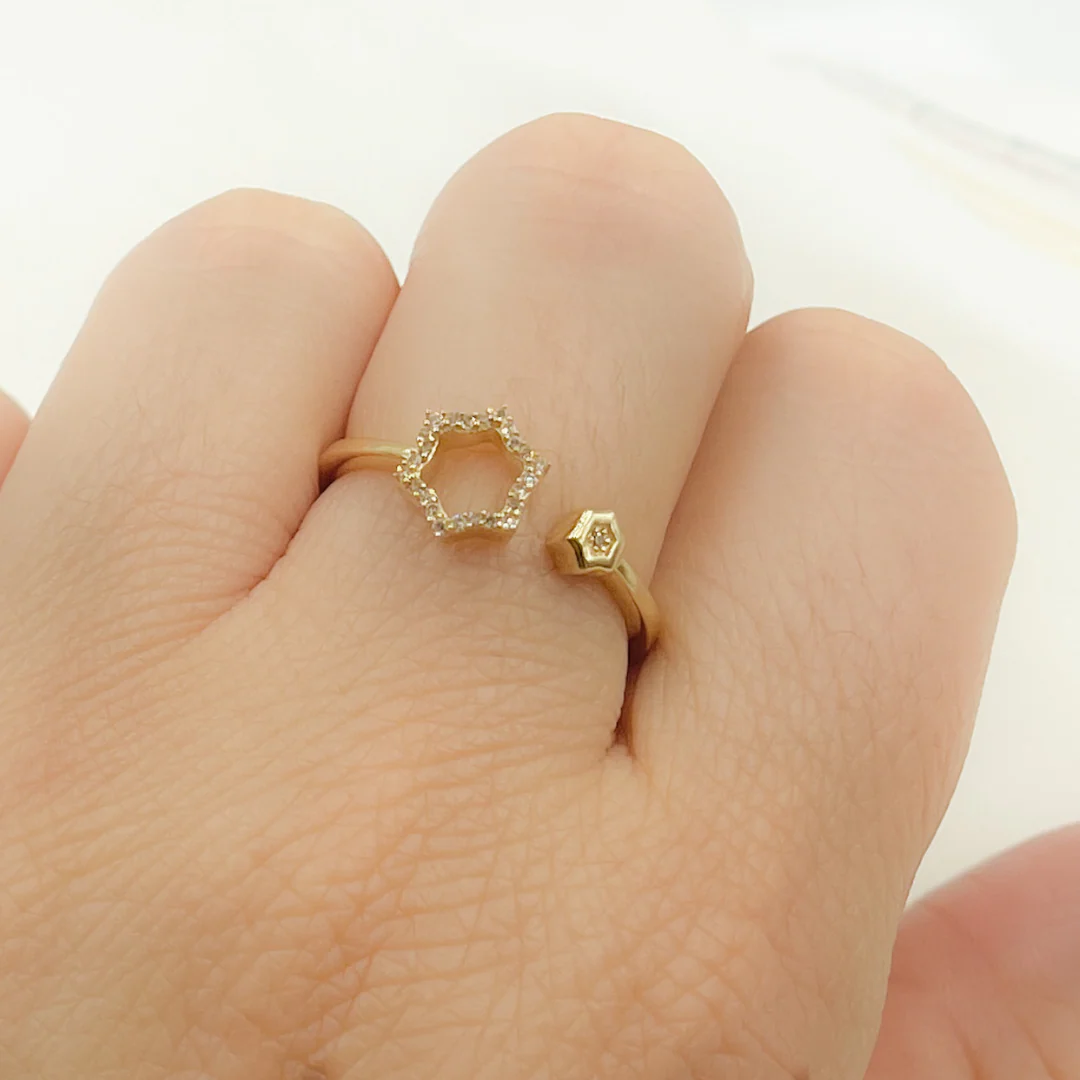 GDR15. 14K Solid Gold Diamond Star Ring - Image 5