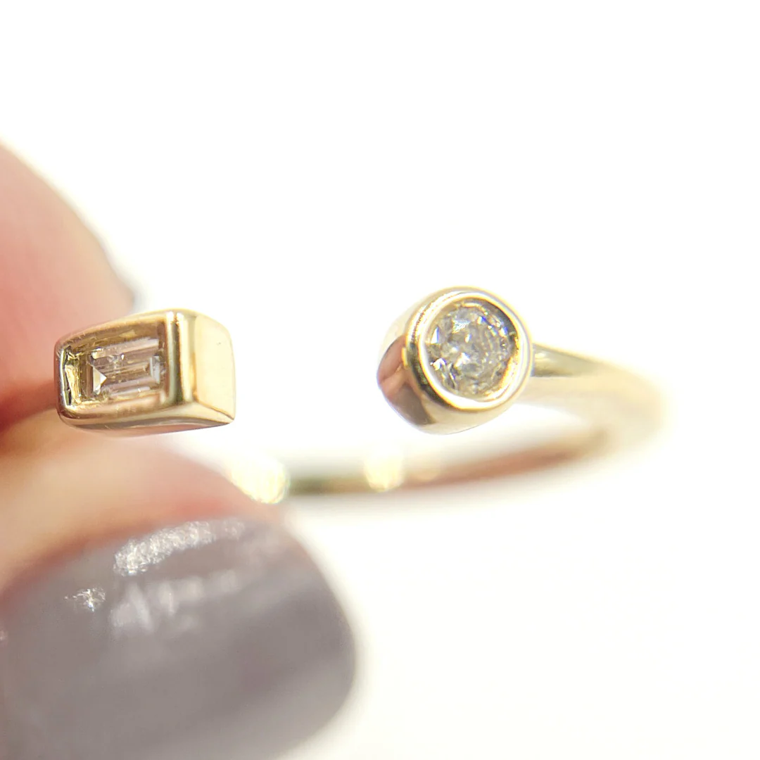 RFA16037. 14K Solid Gold Diamond Ring - Image 6