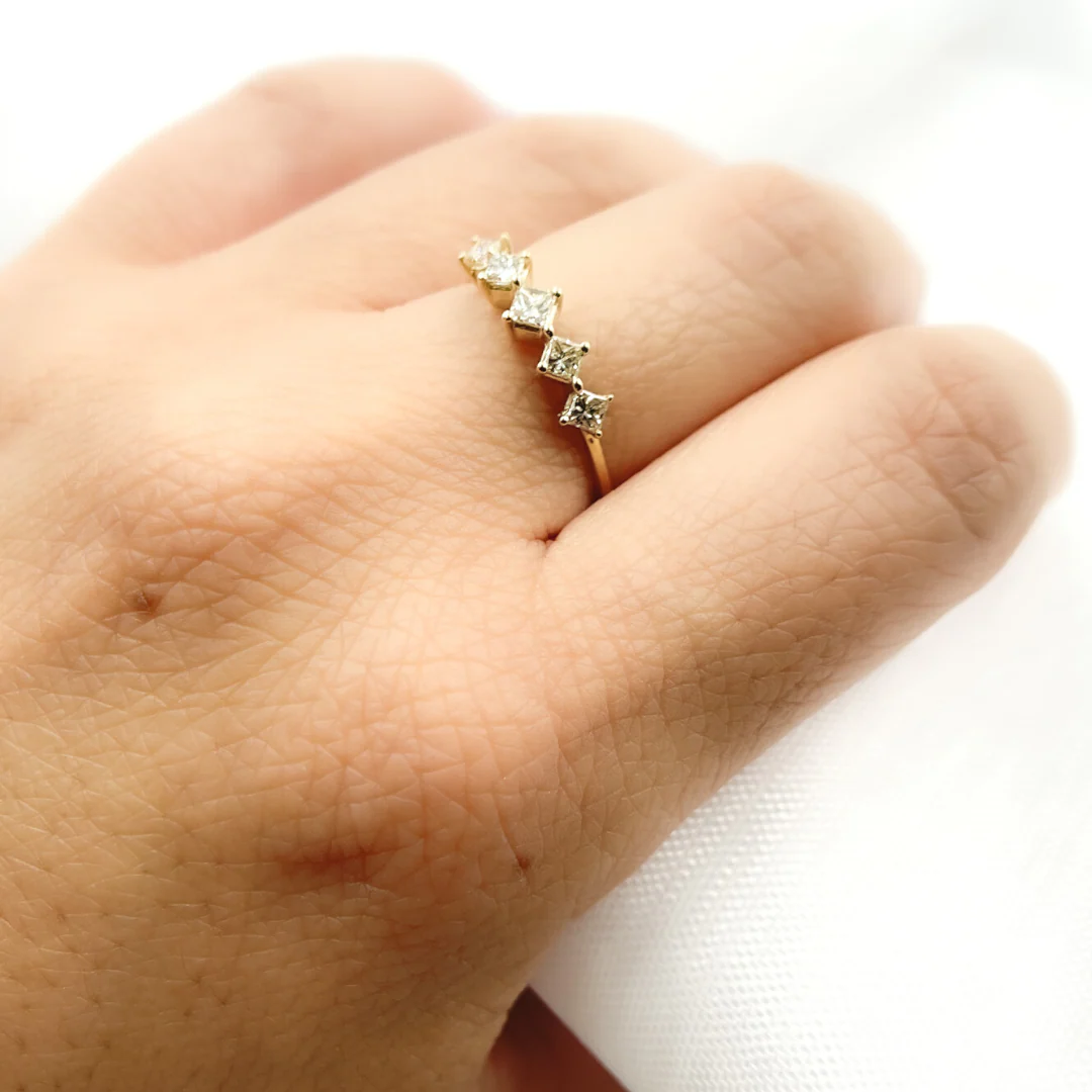 RFF16867. 14K Solid Gold Diamond Ring - Image 4