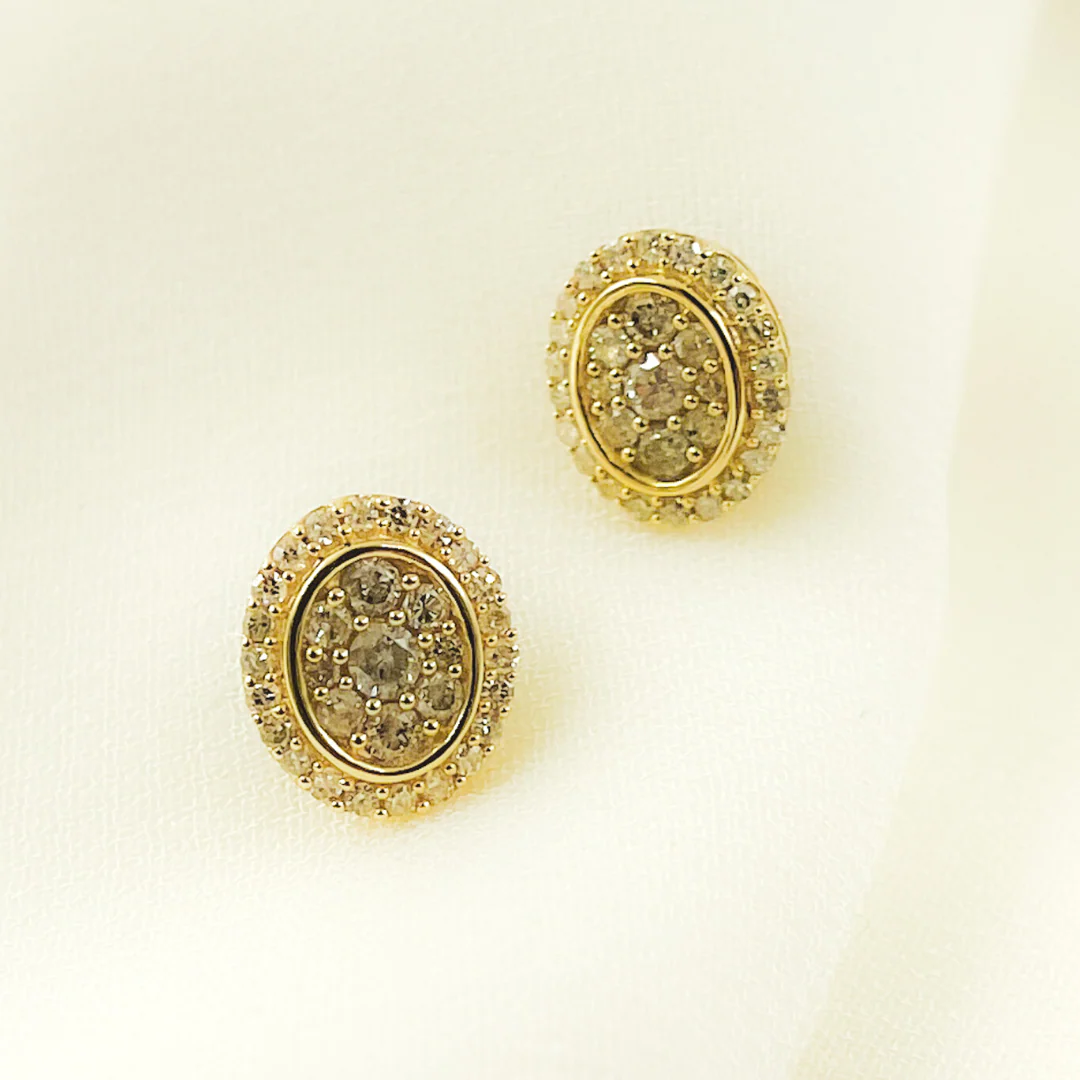EFH52014. 14K Solid Gold and Diamonds Oval Earrings - Image 3