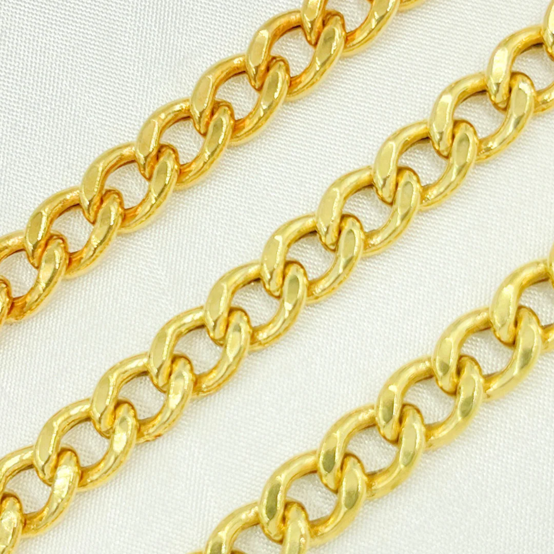 V46GP. Gold Plated 925 Sterling Silver Hollow Curb Chain - Image 2