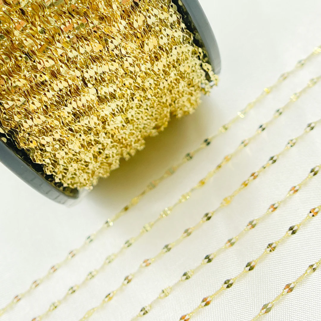 Z46GP. Gold Plated Sterling Silver Flat Marina Link Chain - Image 5