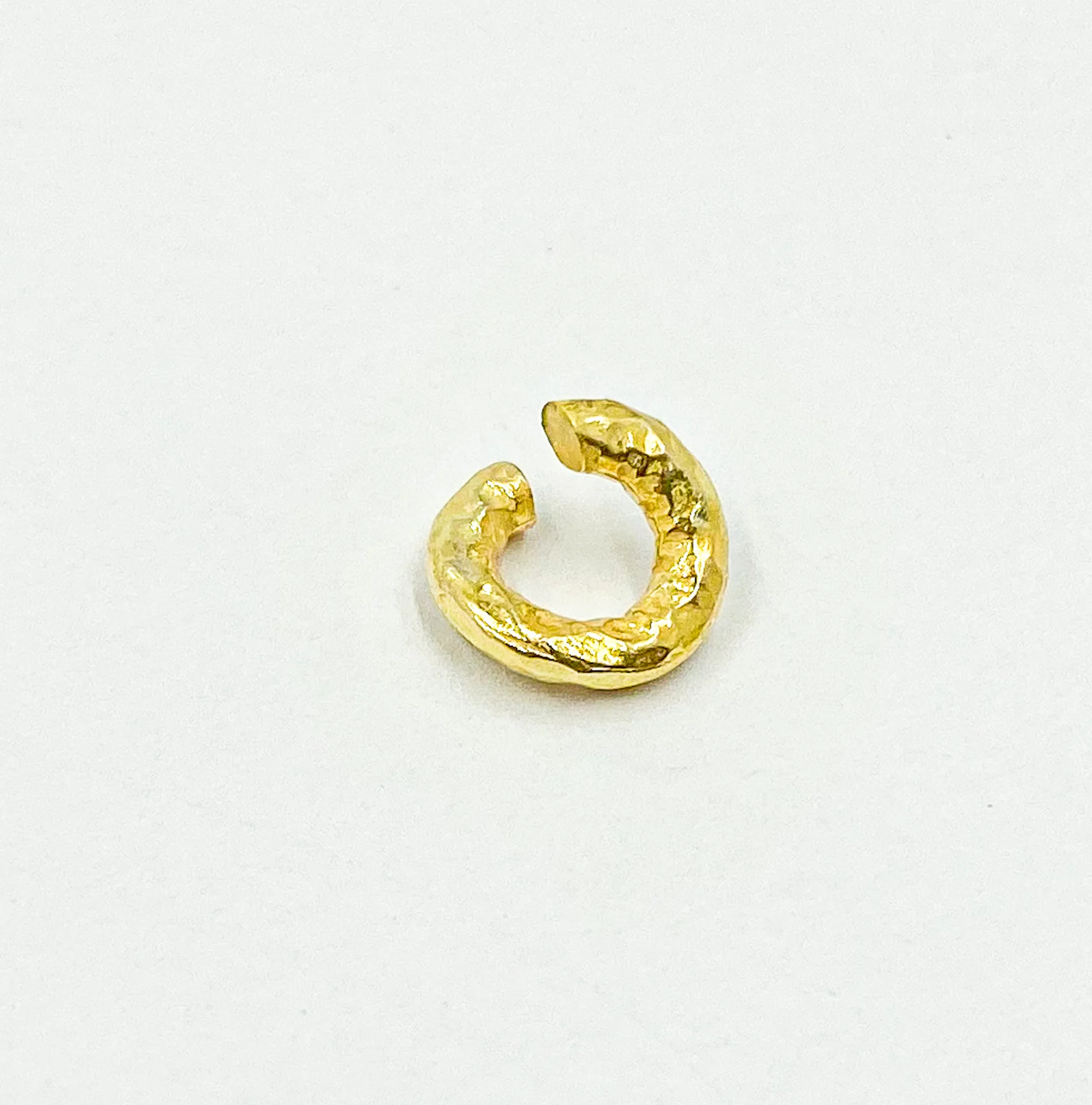 HJR8GP. 8MM 14 Gauge Gold Plated Sterling Silver Hammered Open Jump Ring - Image 6