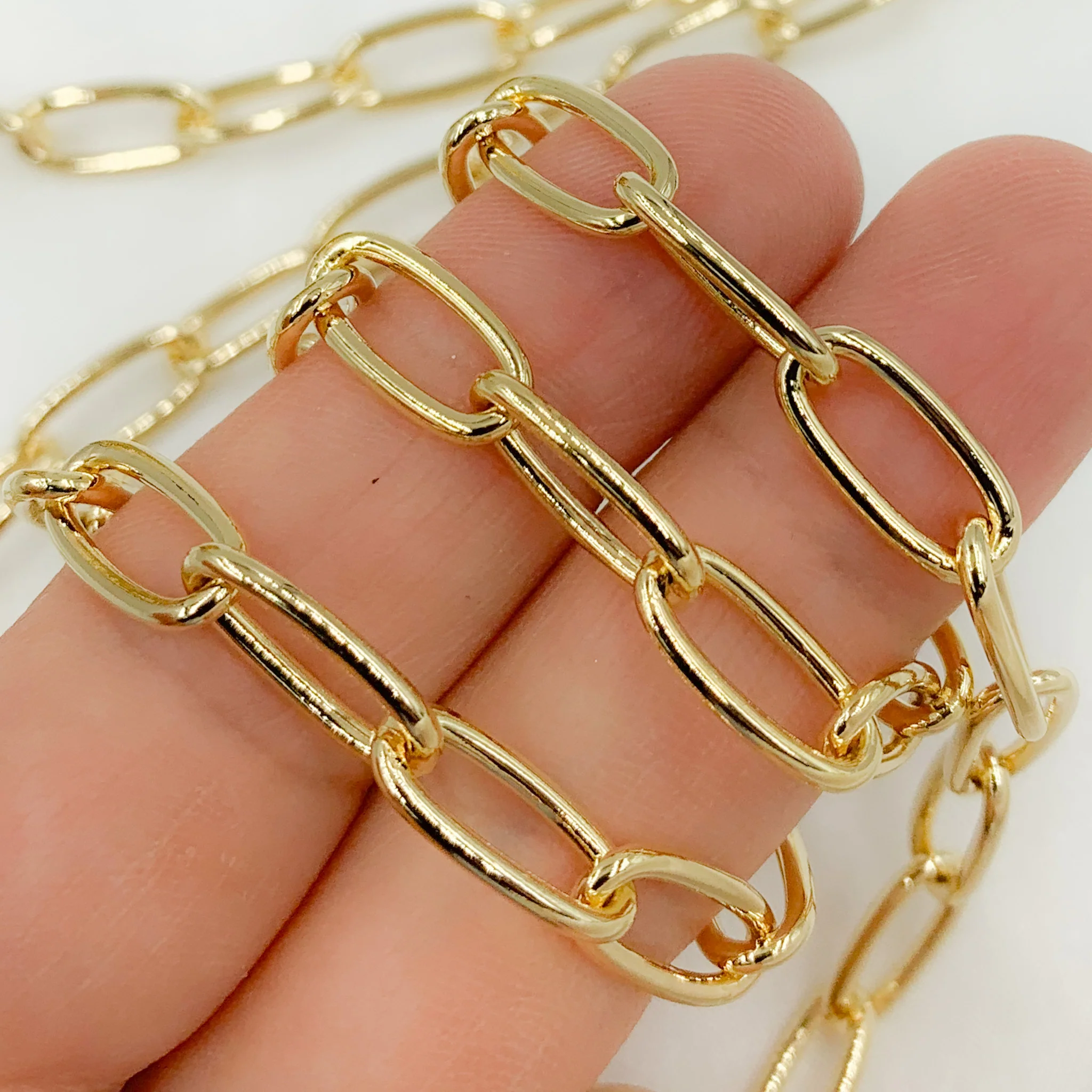 V14GP. Gold Plated 925 Sterling Silver Oval Link Chain